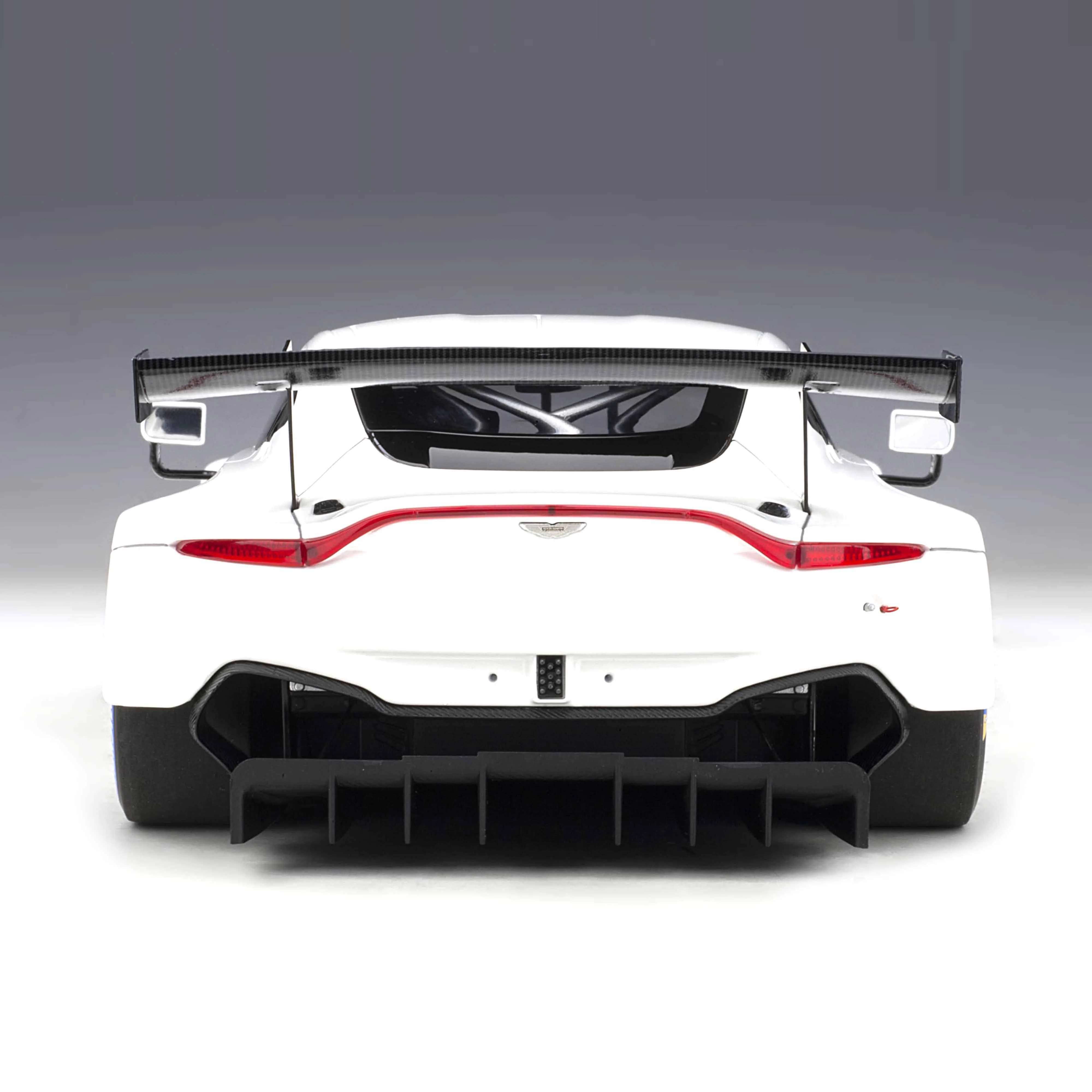 Aston Martin Vantage GTE Plain Body Version Blanc 1/18 - Image 5