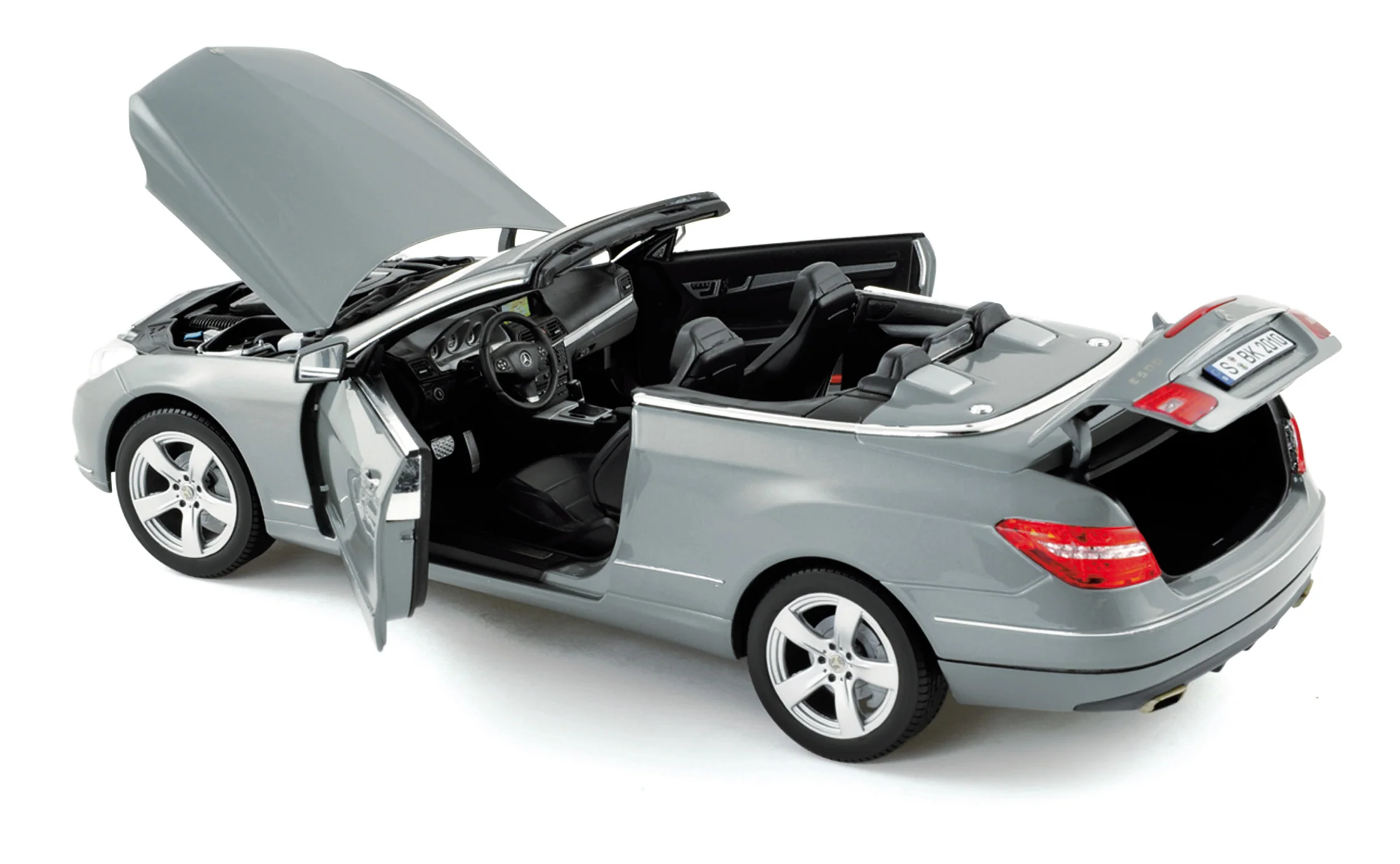 Mercedes-Benz E500 Cabriolet 2010 Argent Palladium 1/18 - Image 2