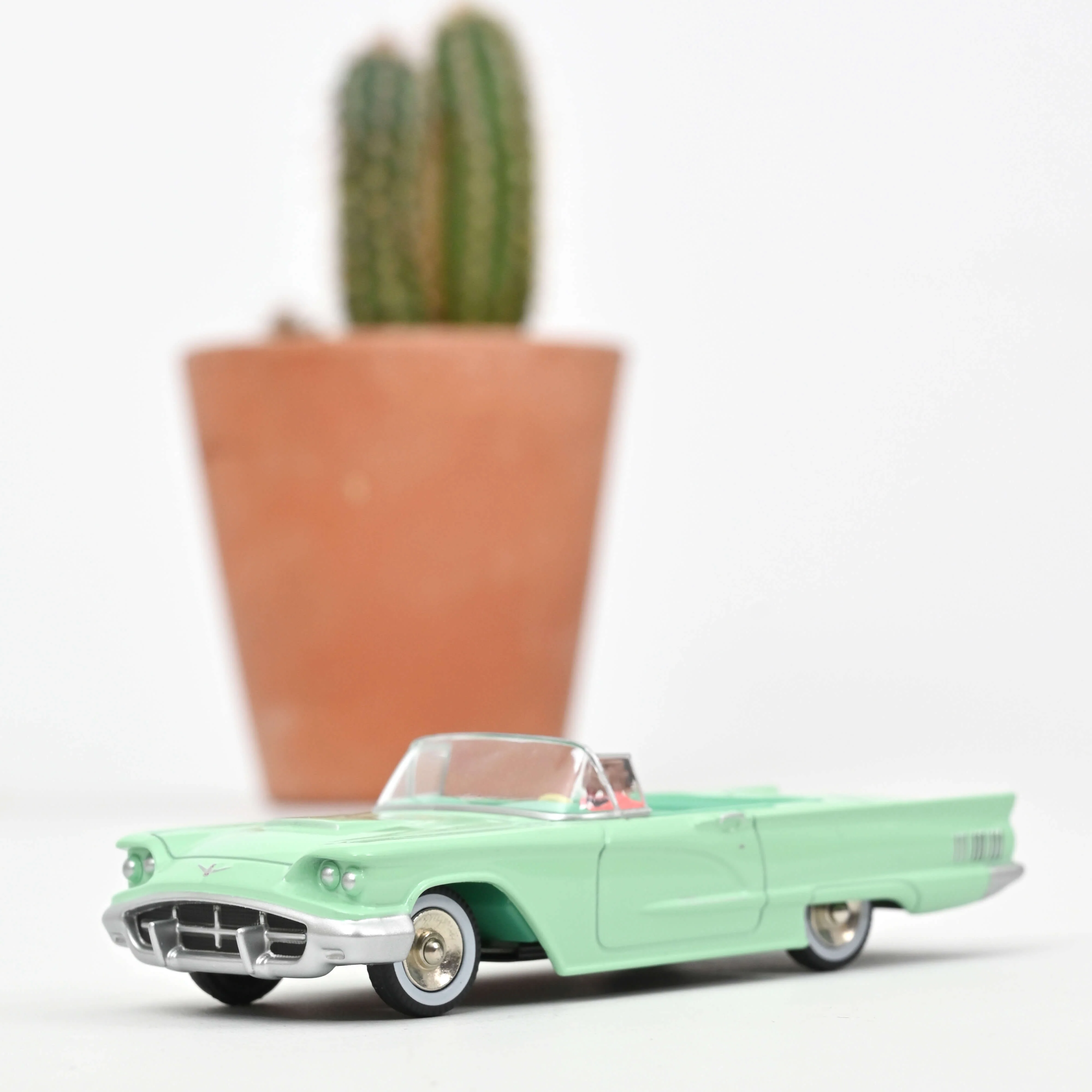 Ford Thunderbird 1960 Vert Adriatique 1/43 - Image 2