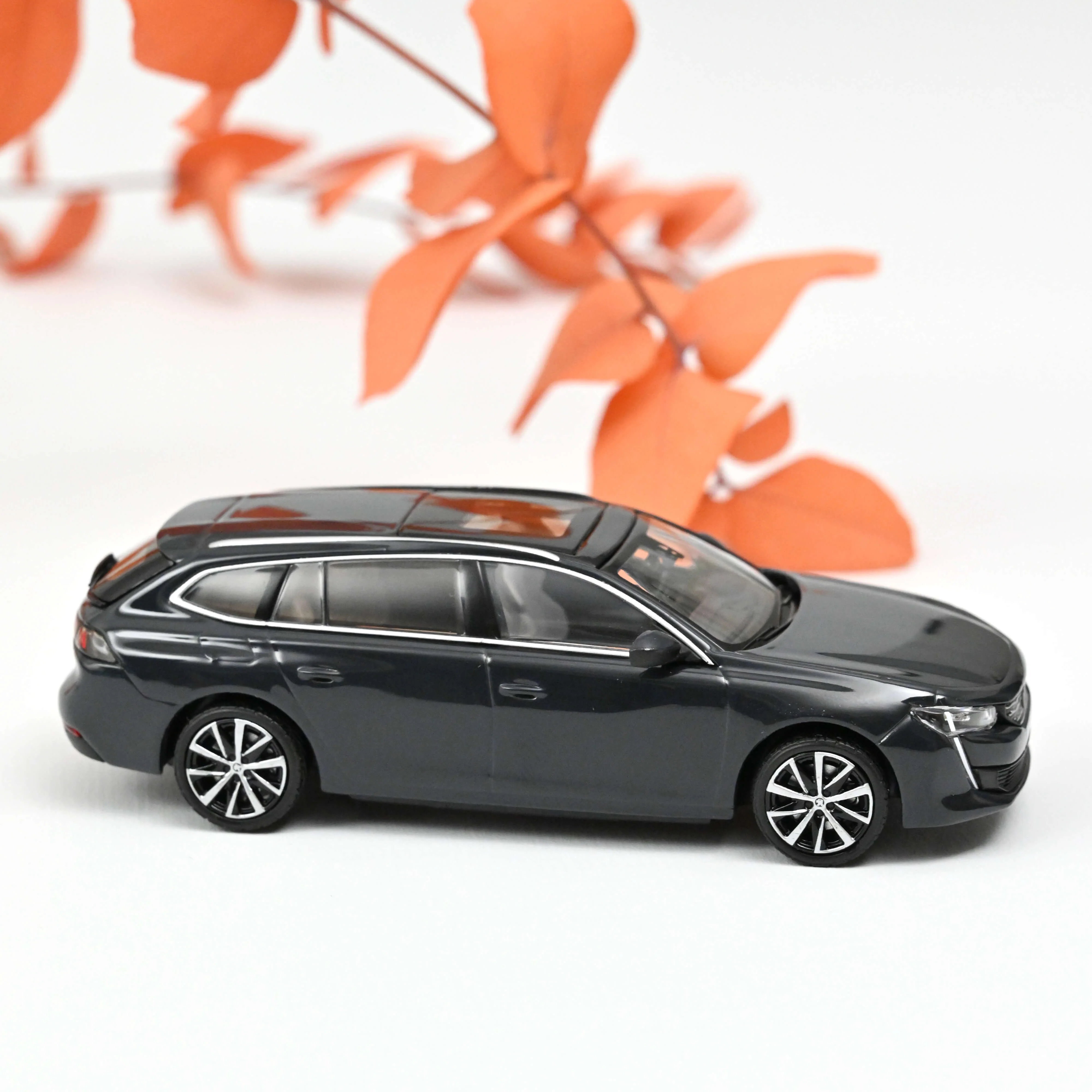 Peugeot 508 SW 2018 Gris Hurricane 1/43