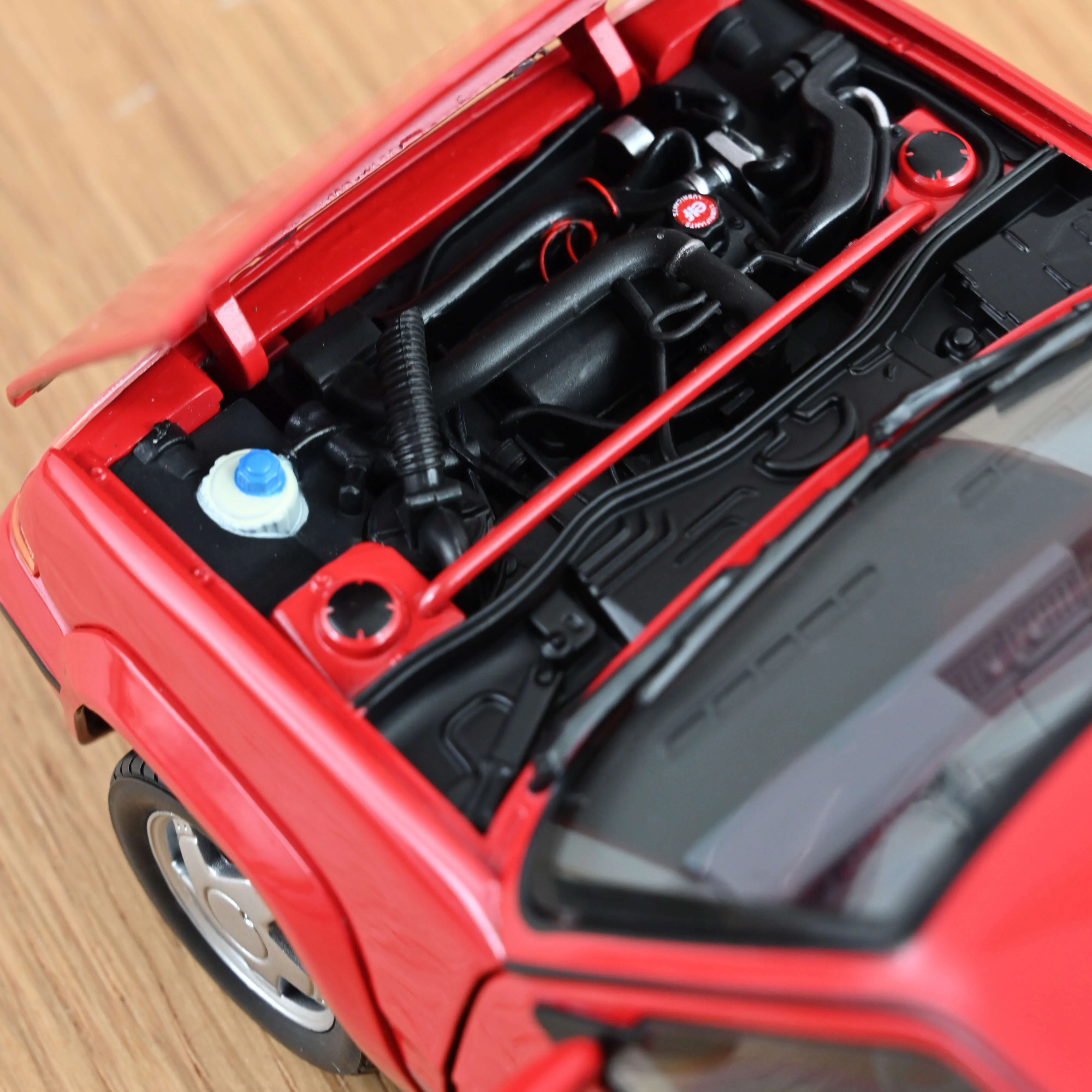 Renault SuperCinq GT Turbo Ph II 1989 Rouge 1/18 - Image 5