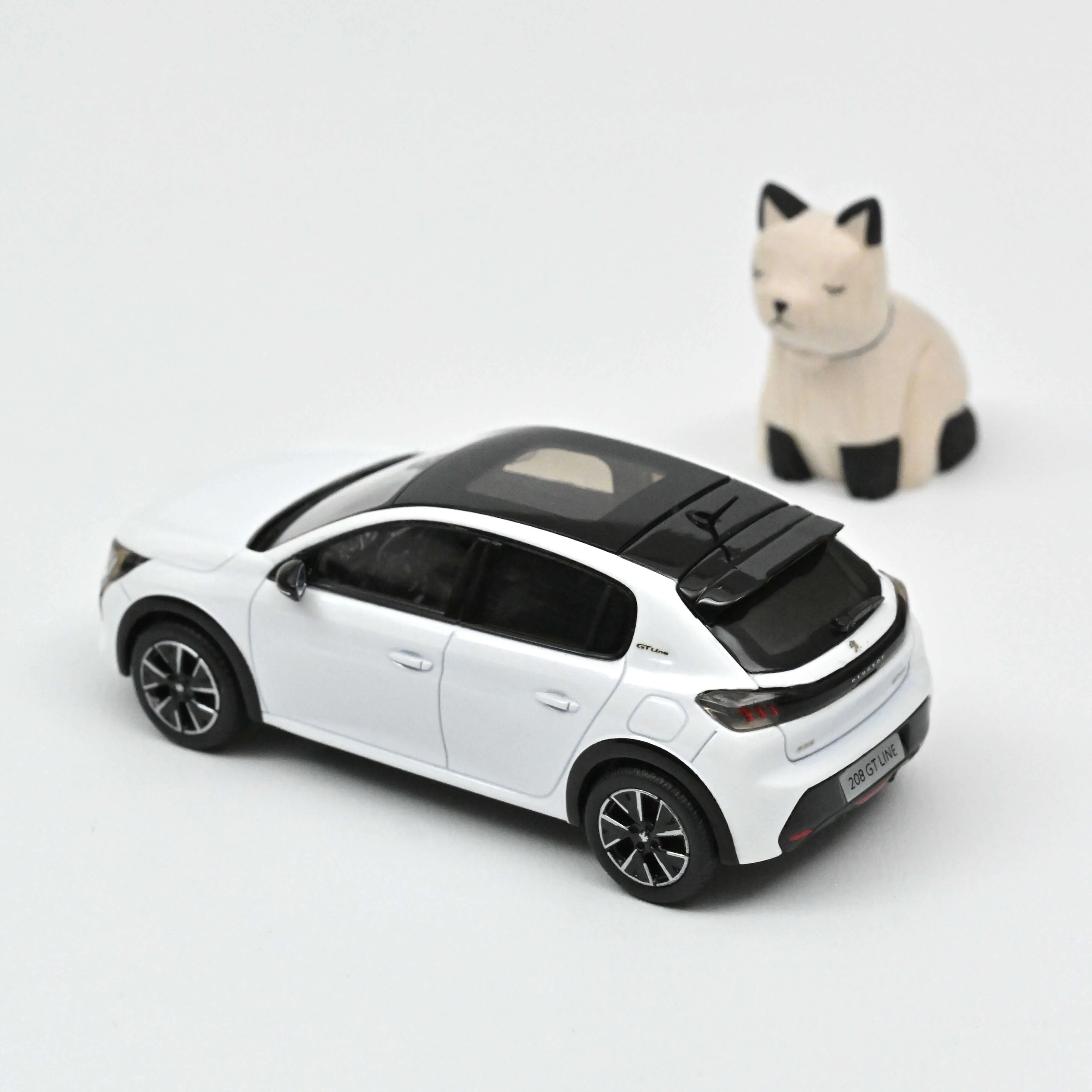 Peugeot 208 GT Line 2019 Blanc Perle 1/43