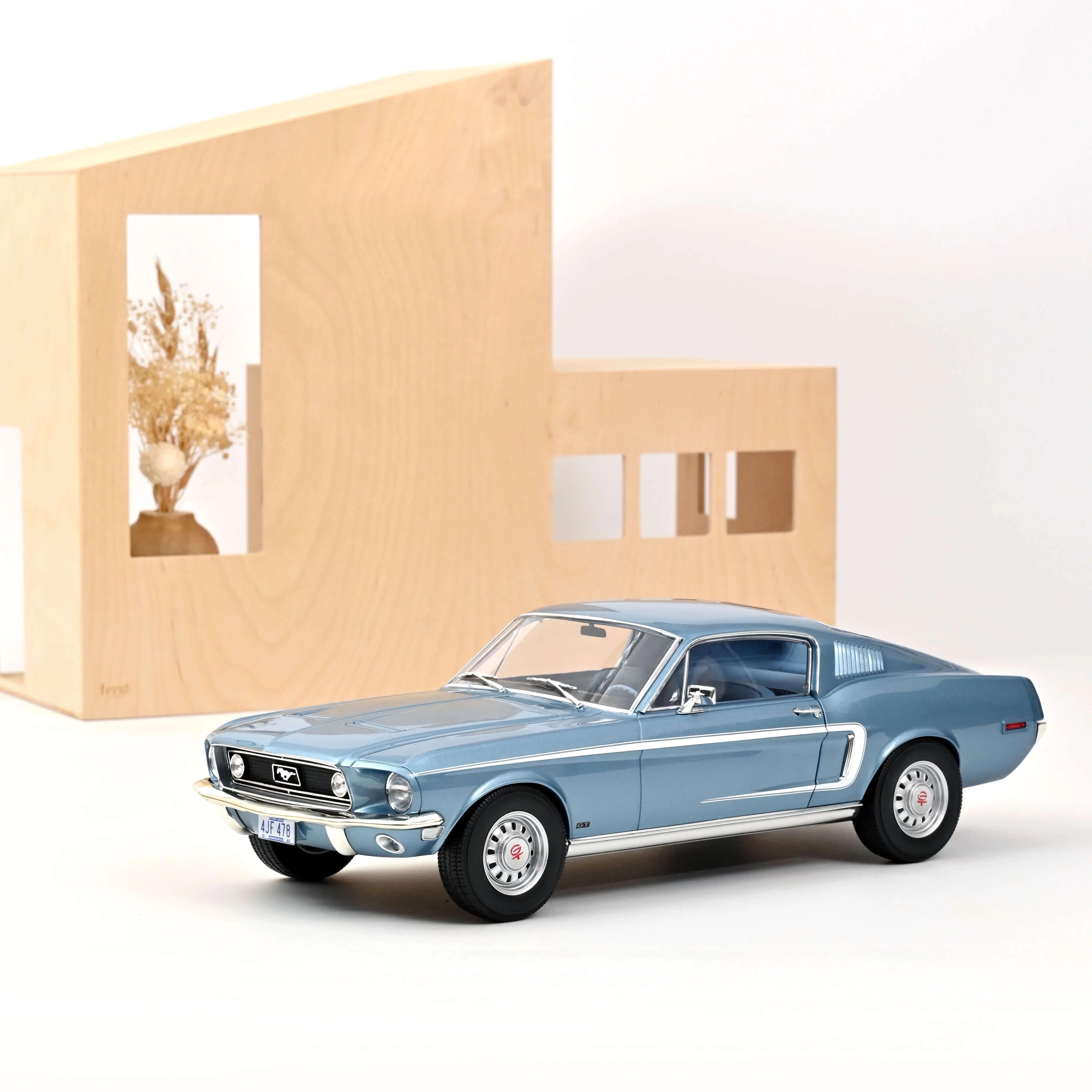 Miniature 1