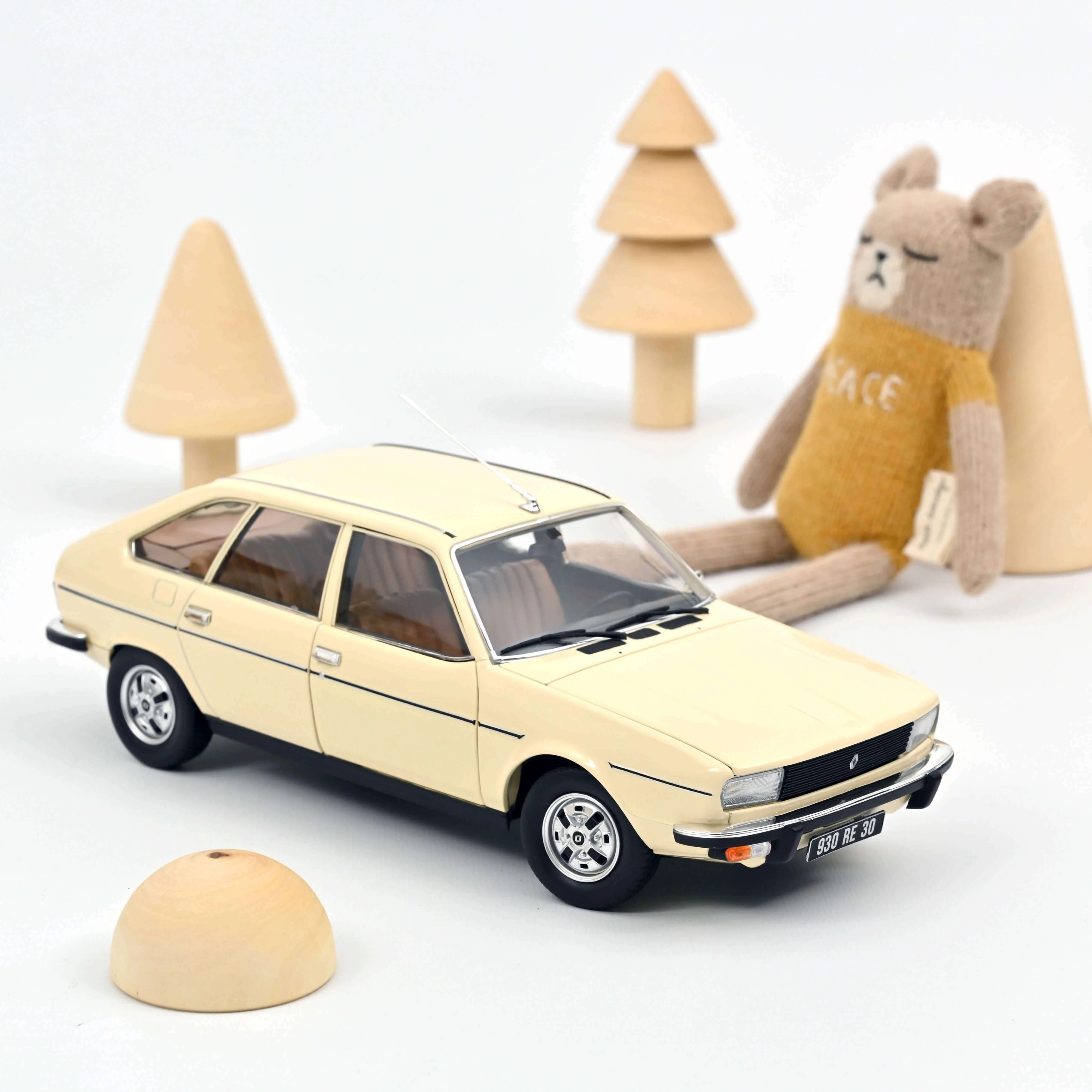 Renault 20 TS 1978 Beige 1/18