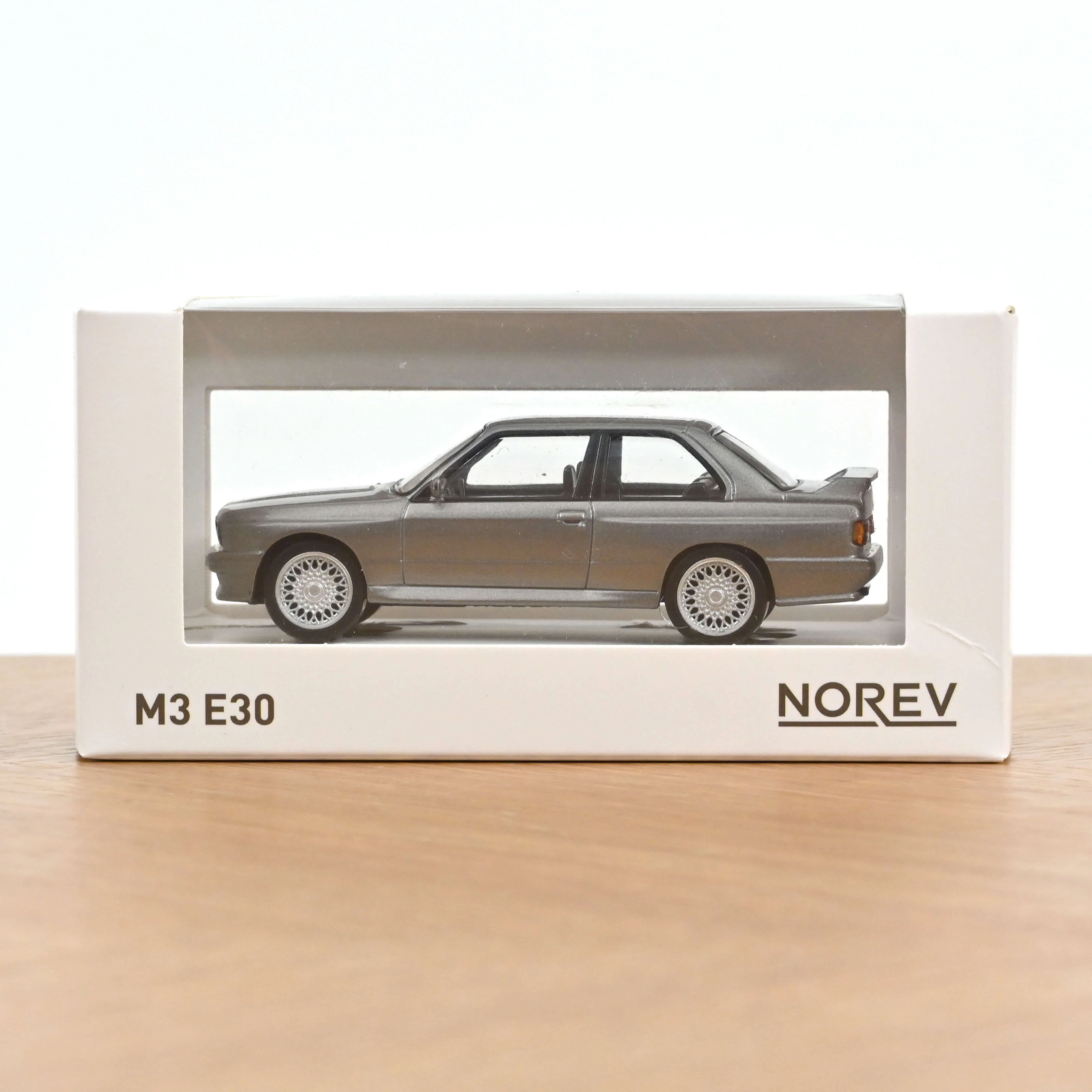 BMW M3 E30 1986 Argent Jet-car 1/43 - Image 2
