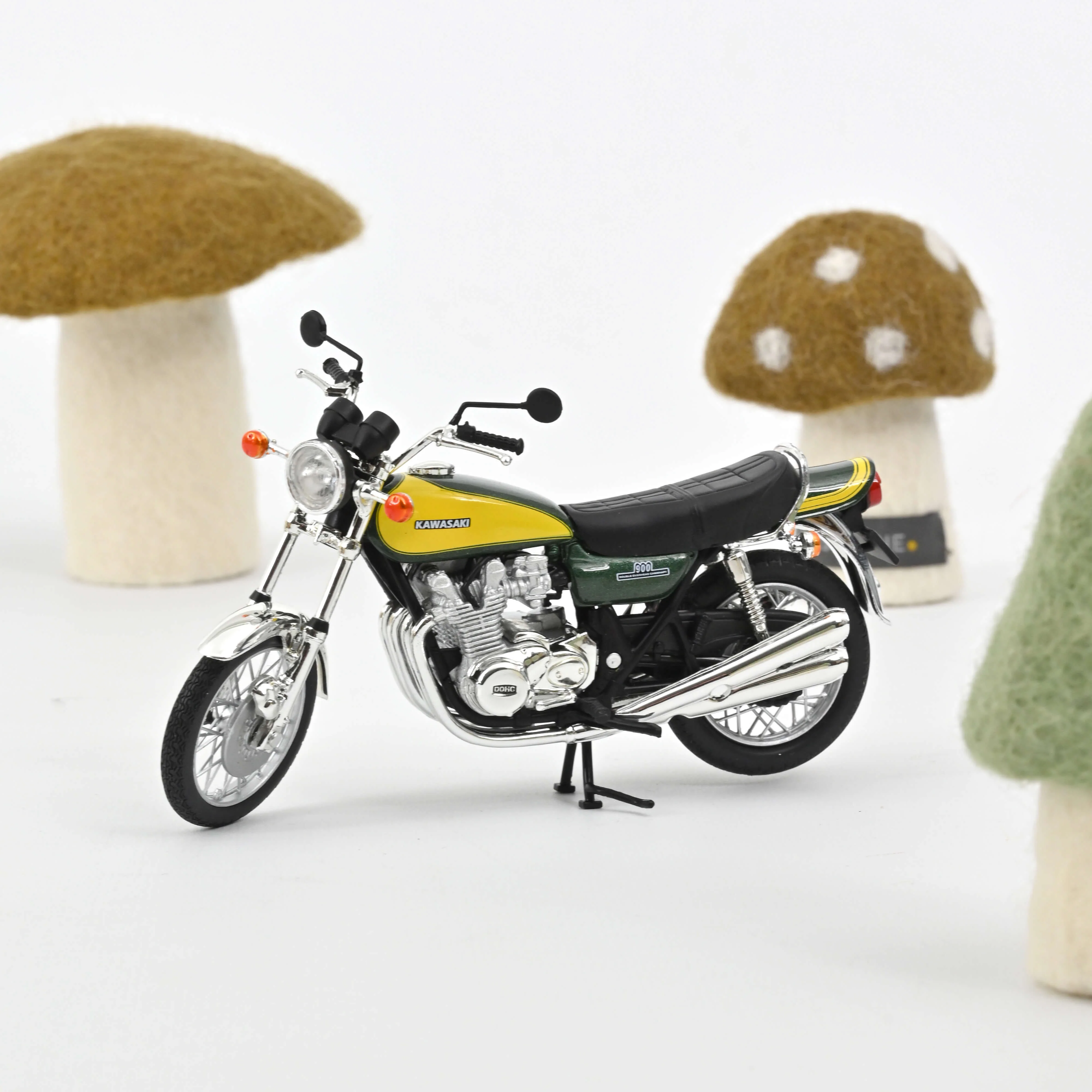 Miniature 1