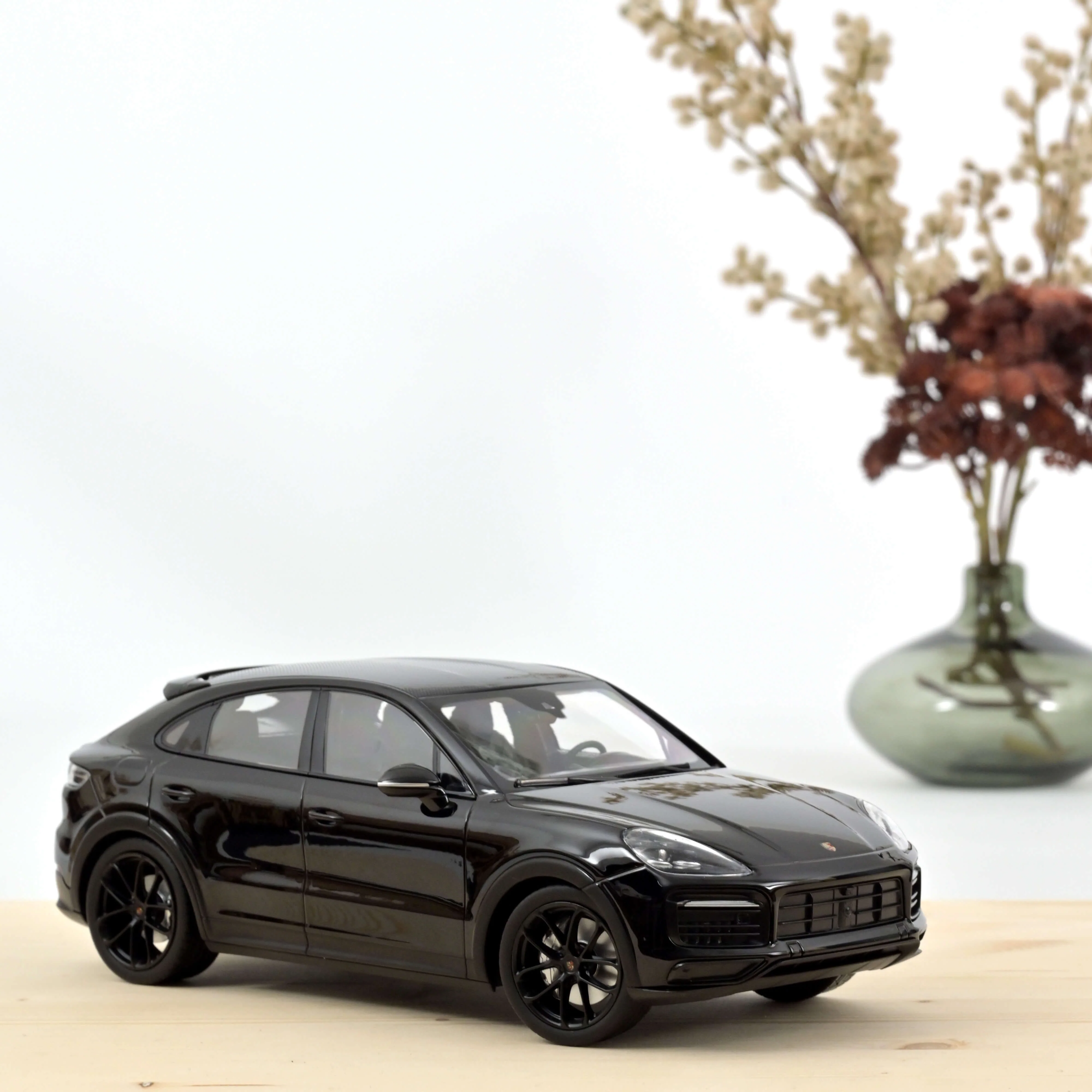 Porsche Cayenne S Coupé 2019 Noir 1/18