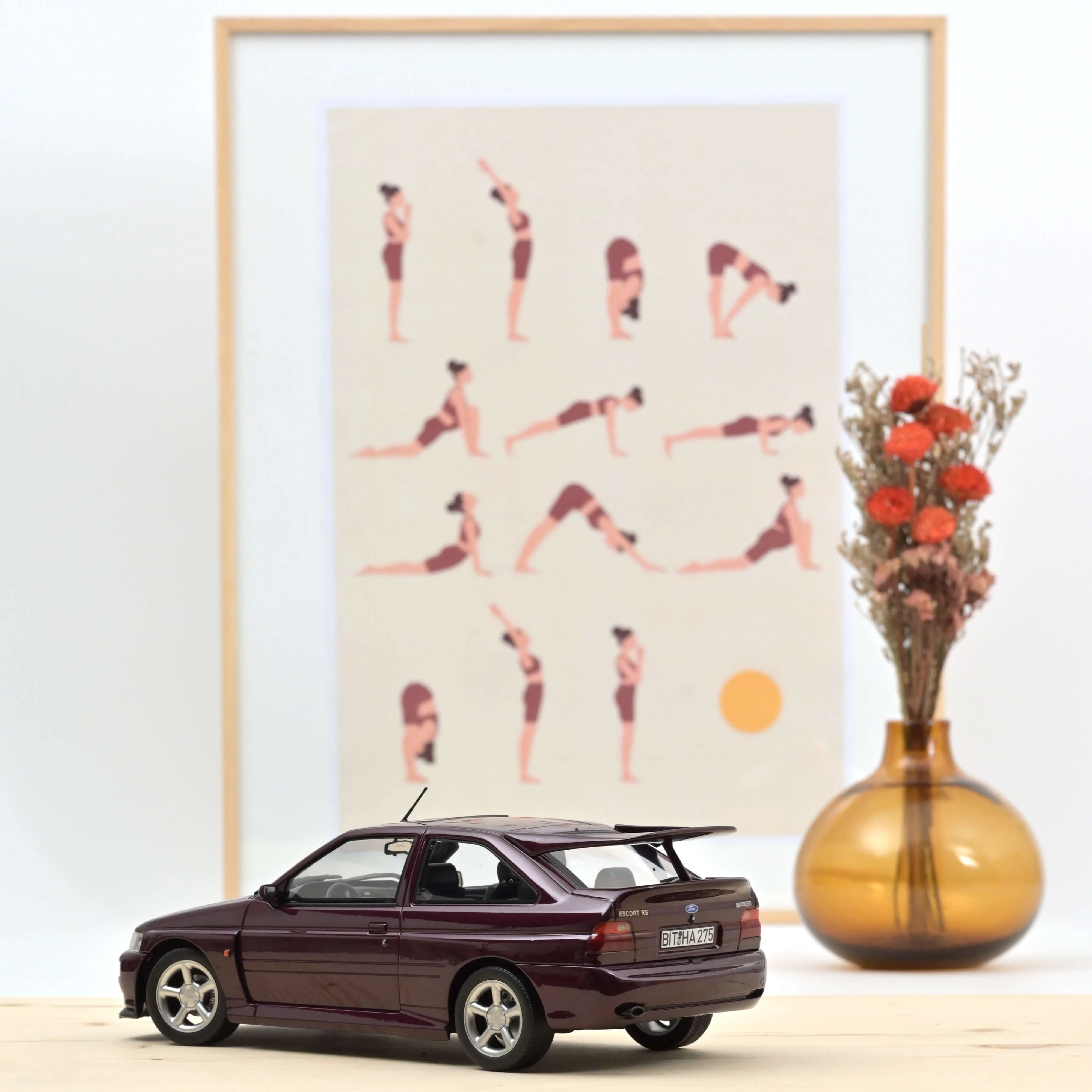 Ford Escort Cosworth 1992 Mauve métallisé 1/18 - Image 2