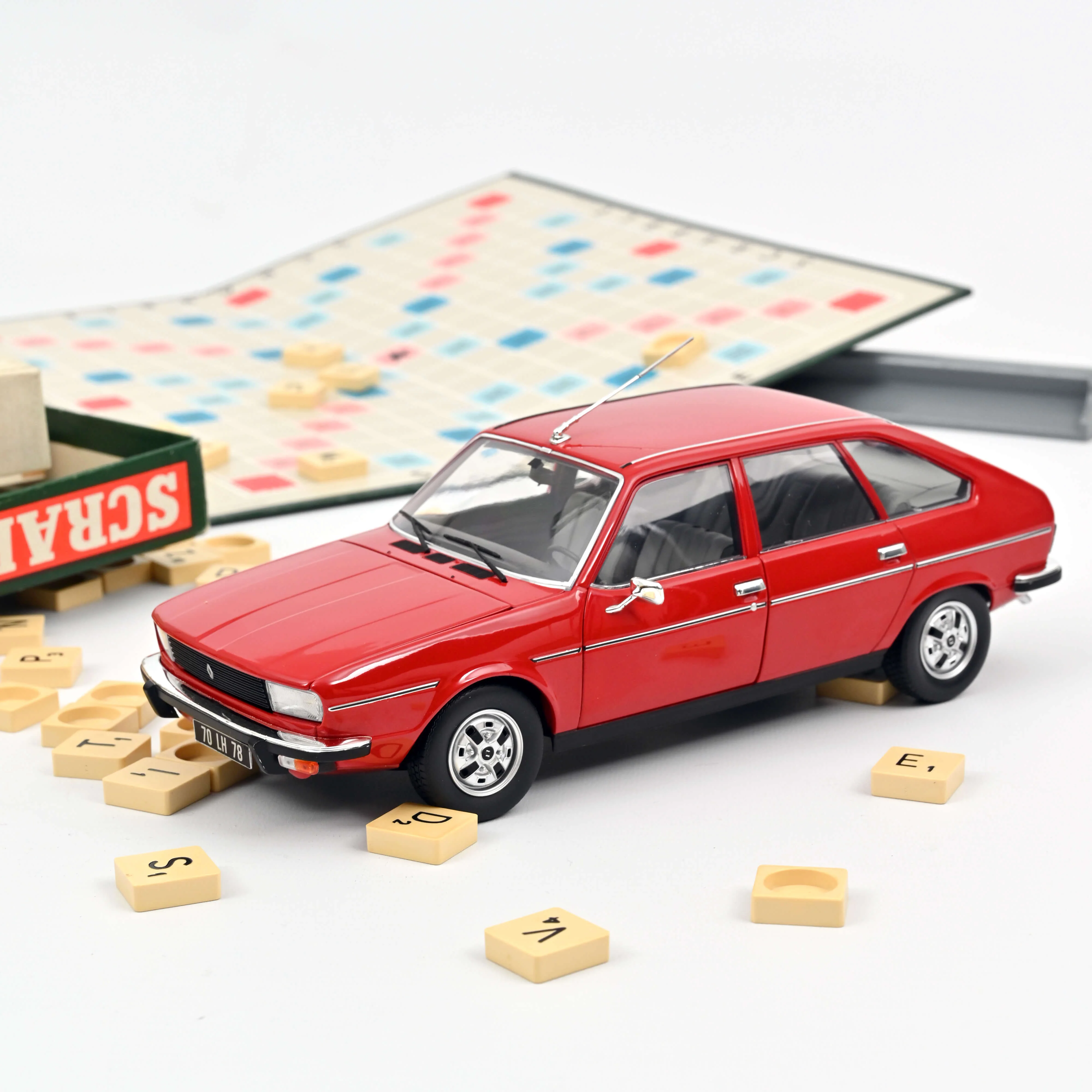Renault 20 TS 1979 Rouge 1/18 - 250pcs