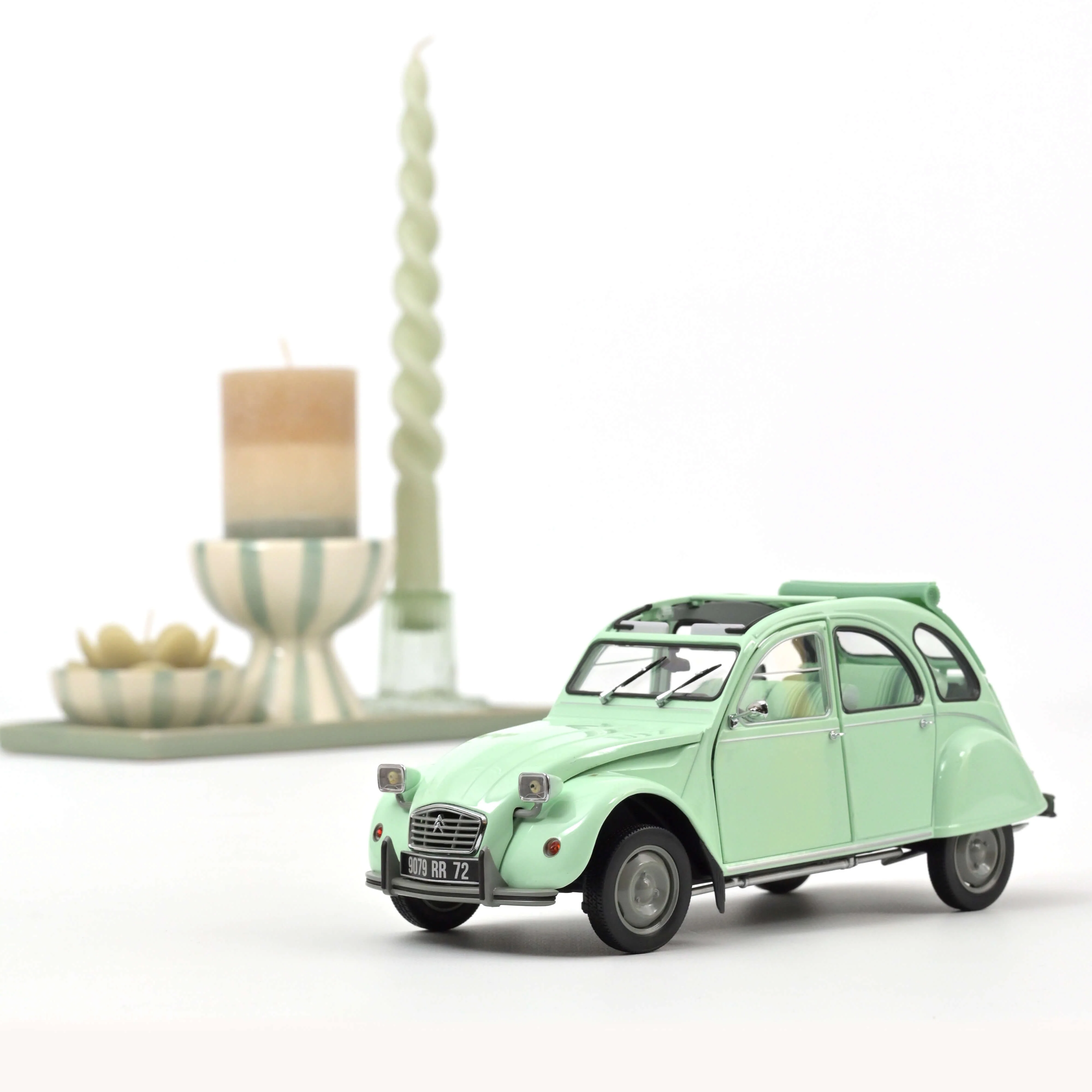 Citroën 2CV 6 Club 1982 Vert Jade 1/18 - Image 2