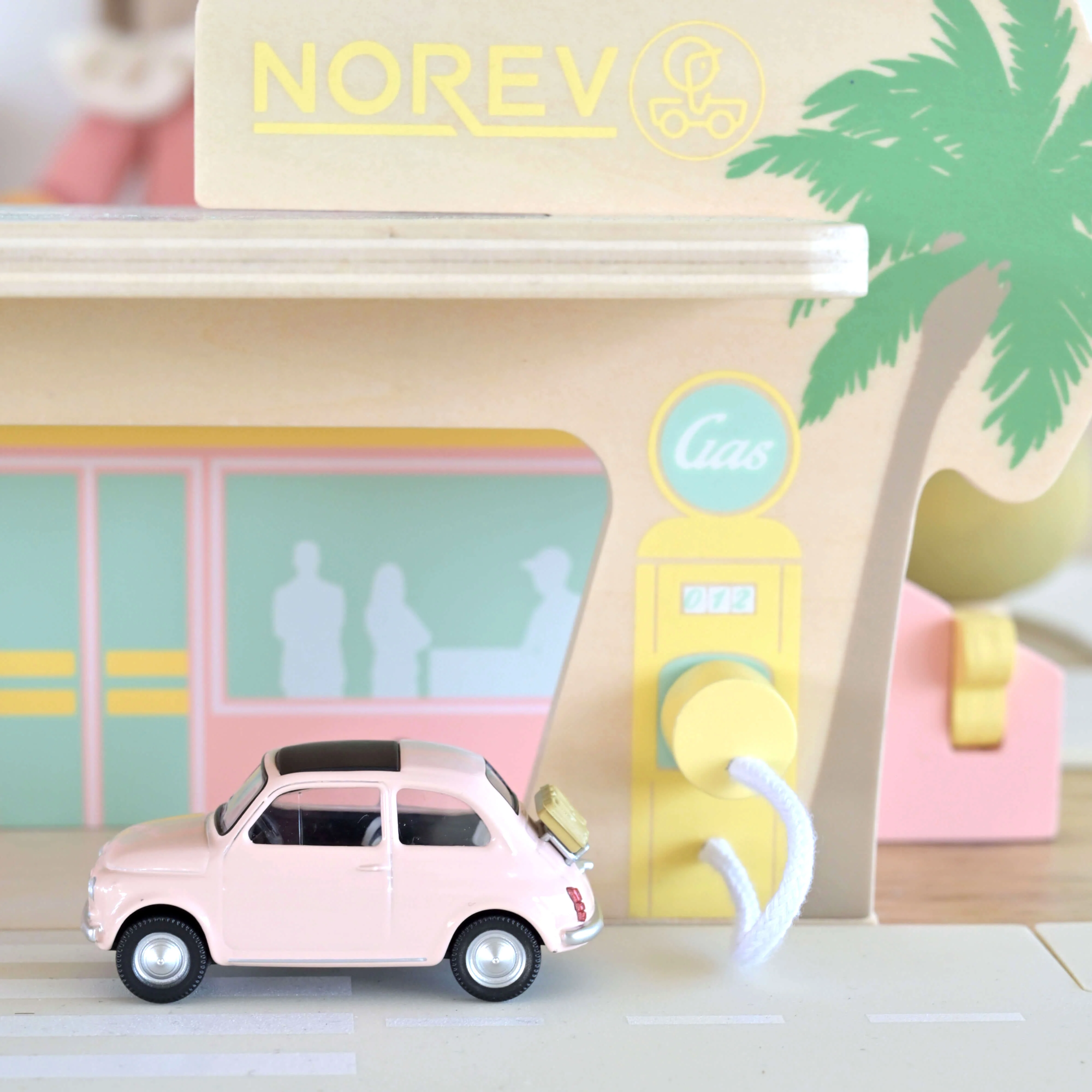 Fiat 500 F 1965 Rose Clair Jet-car 1/43 - Image 2
