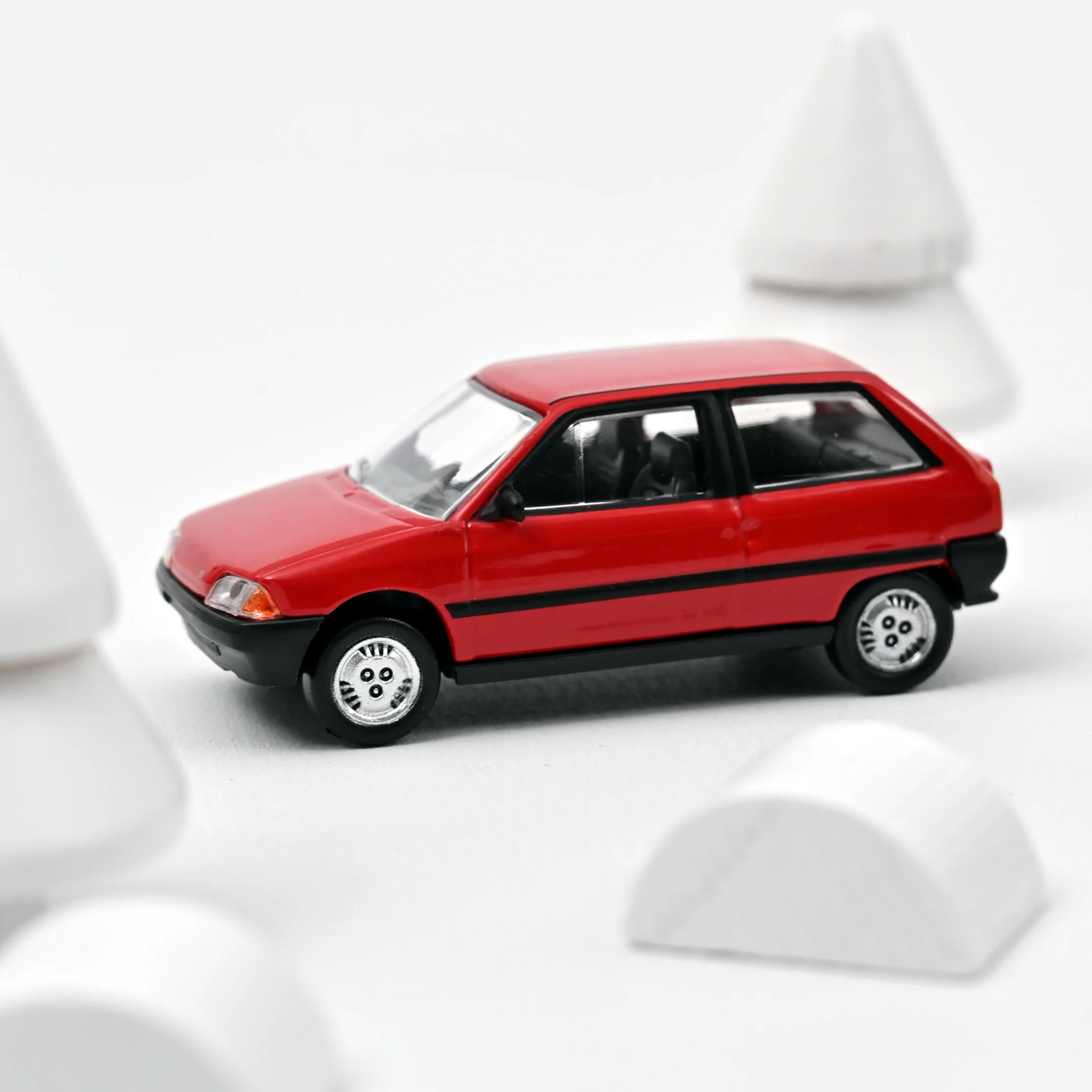 Citroën AX 1986 Rouge 1/64