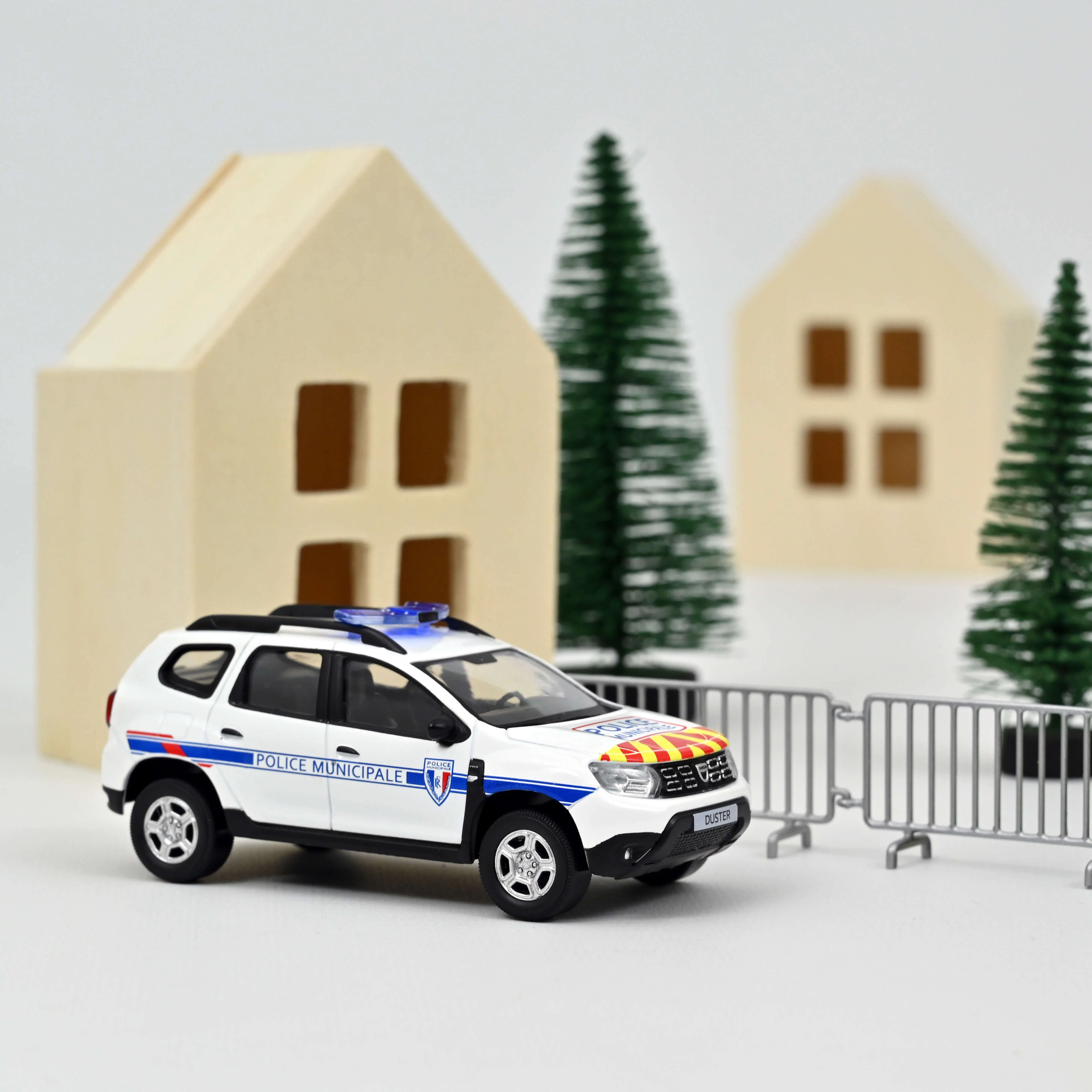 Dacia Duster 2018 Police Municipale Rouge et Jaune 1/43