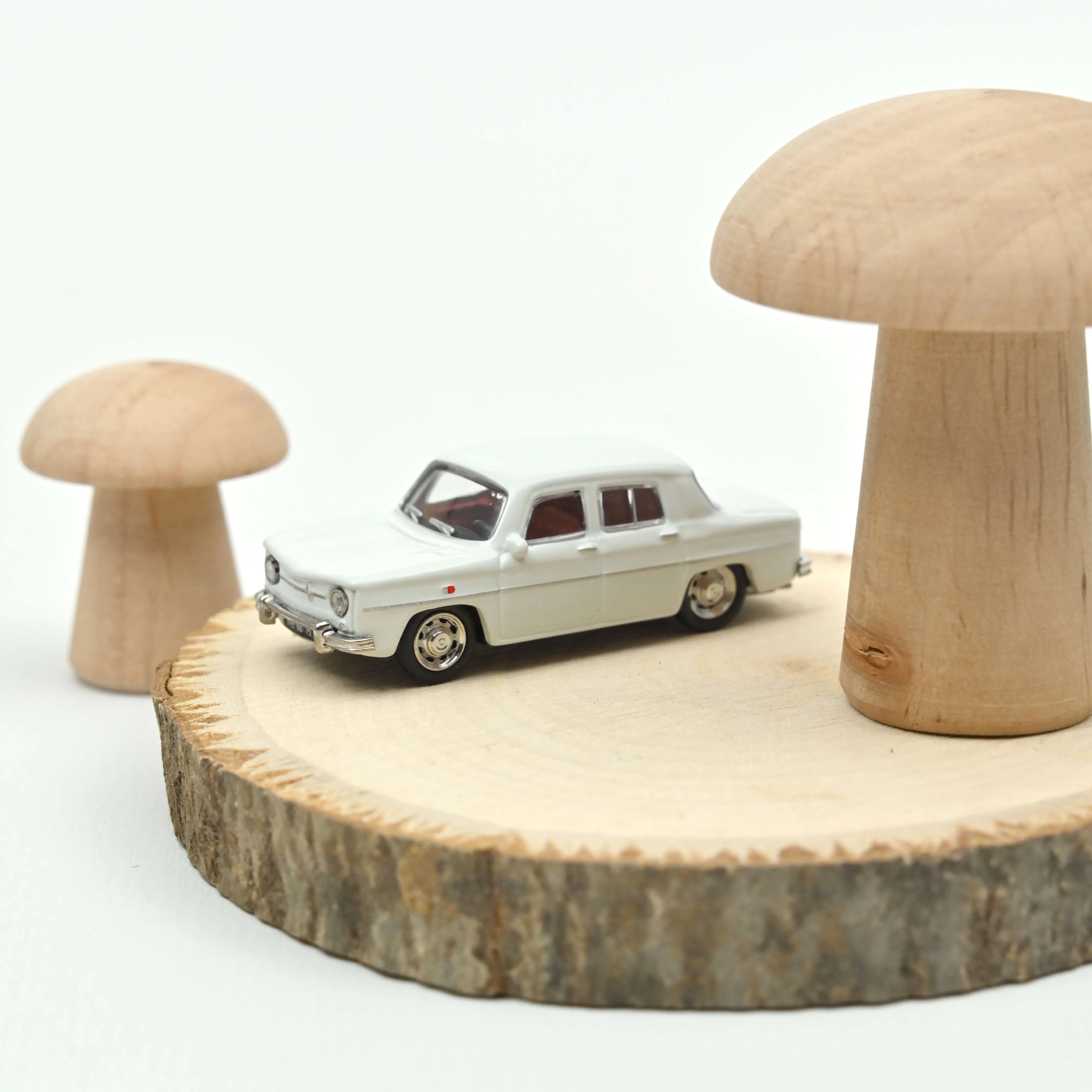 Renault 8 1963 Blanc 1/87
