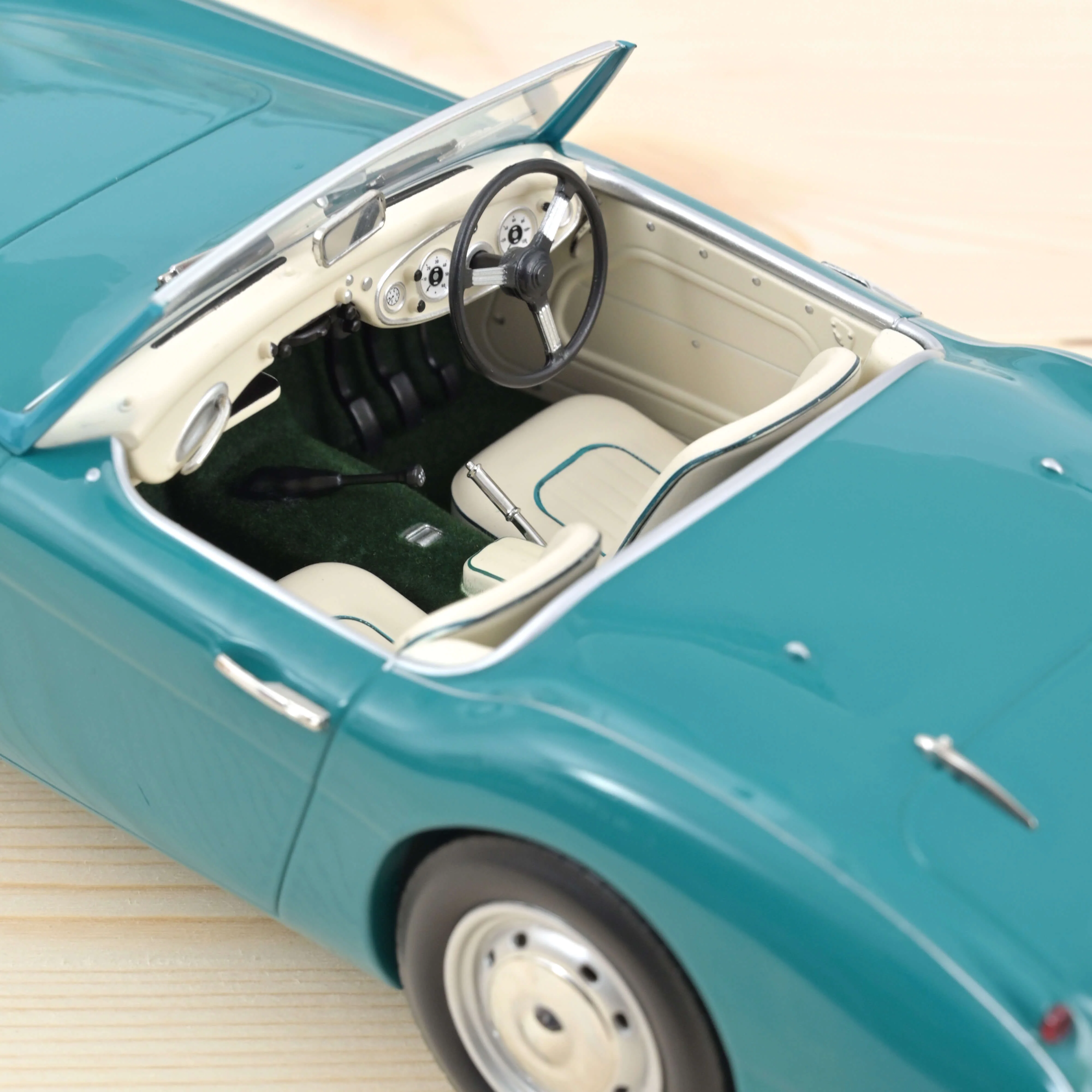 Austin Healey 3000 Mk.1 Vert 1959 1/18 - Image 3