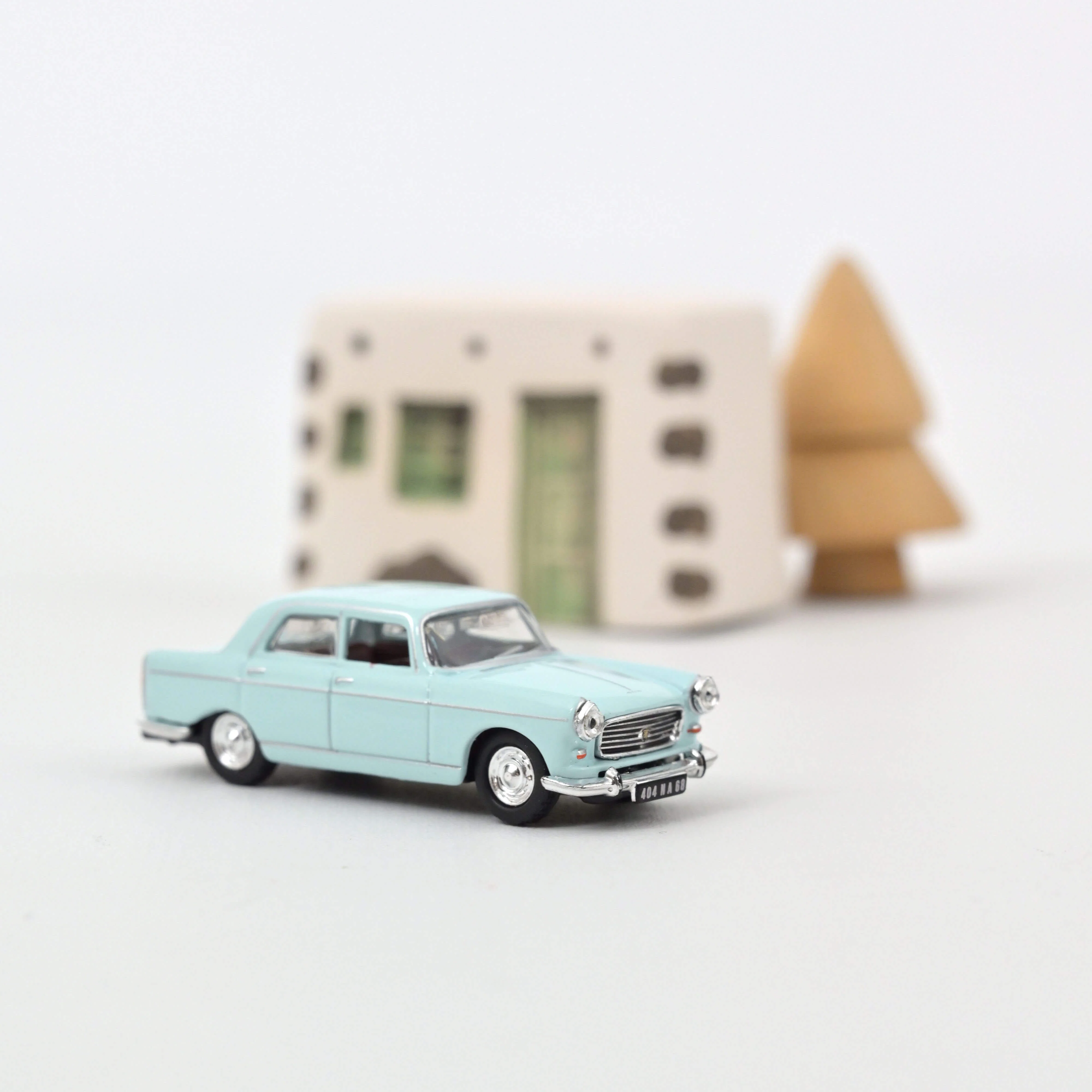 Peugeot 404 1968 Vert Clair 1/87