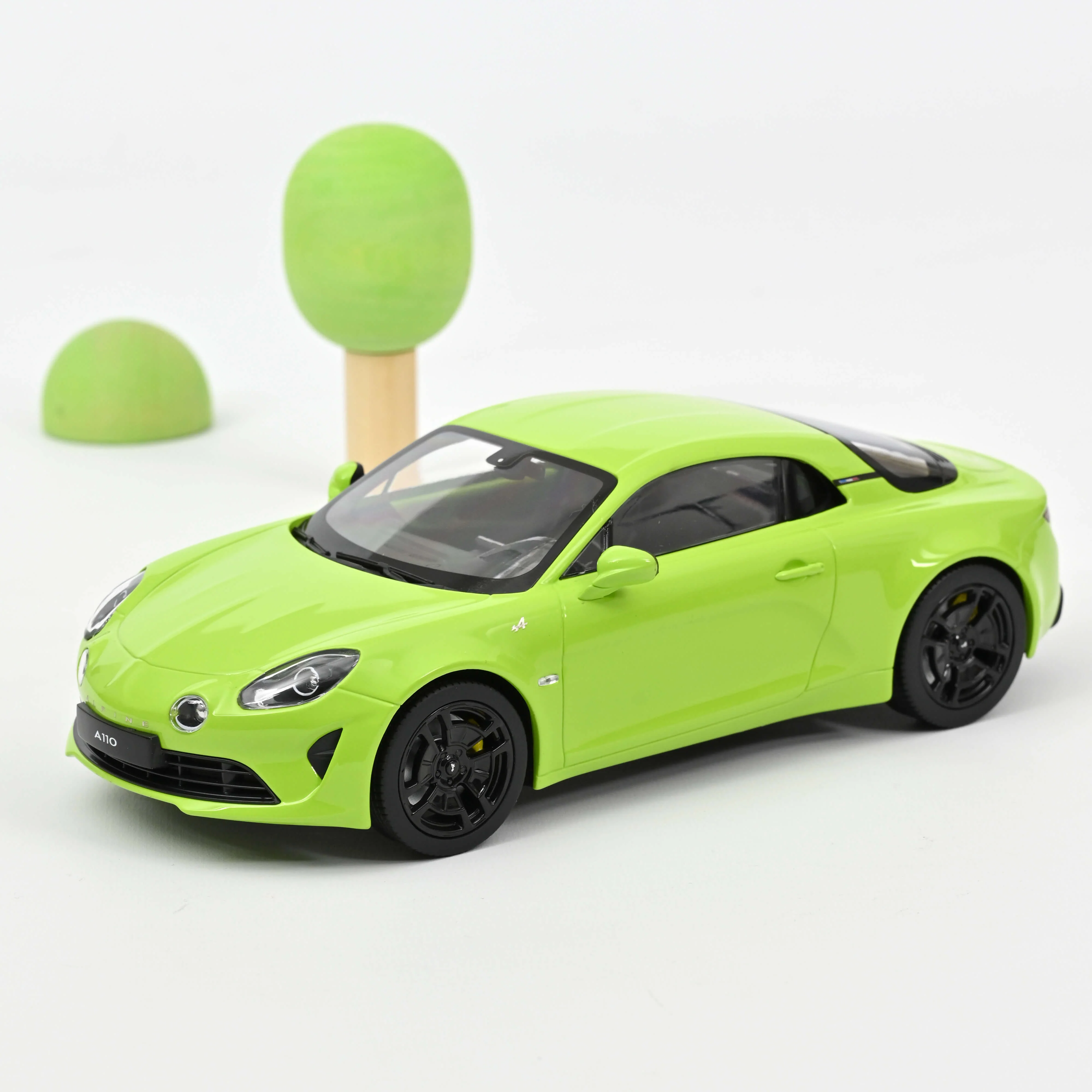 Alpine A110 Légende 2020 Tilleul Vert 1/18 - 110pcs
