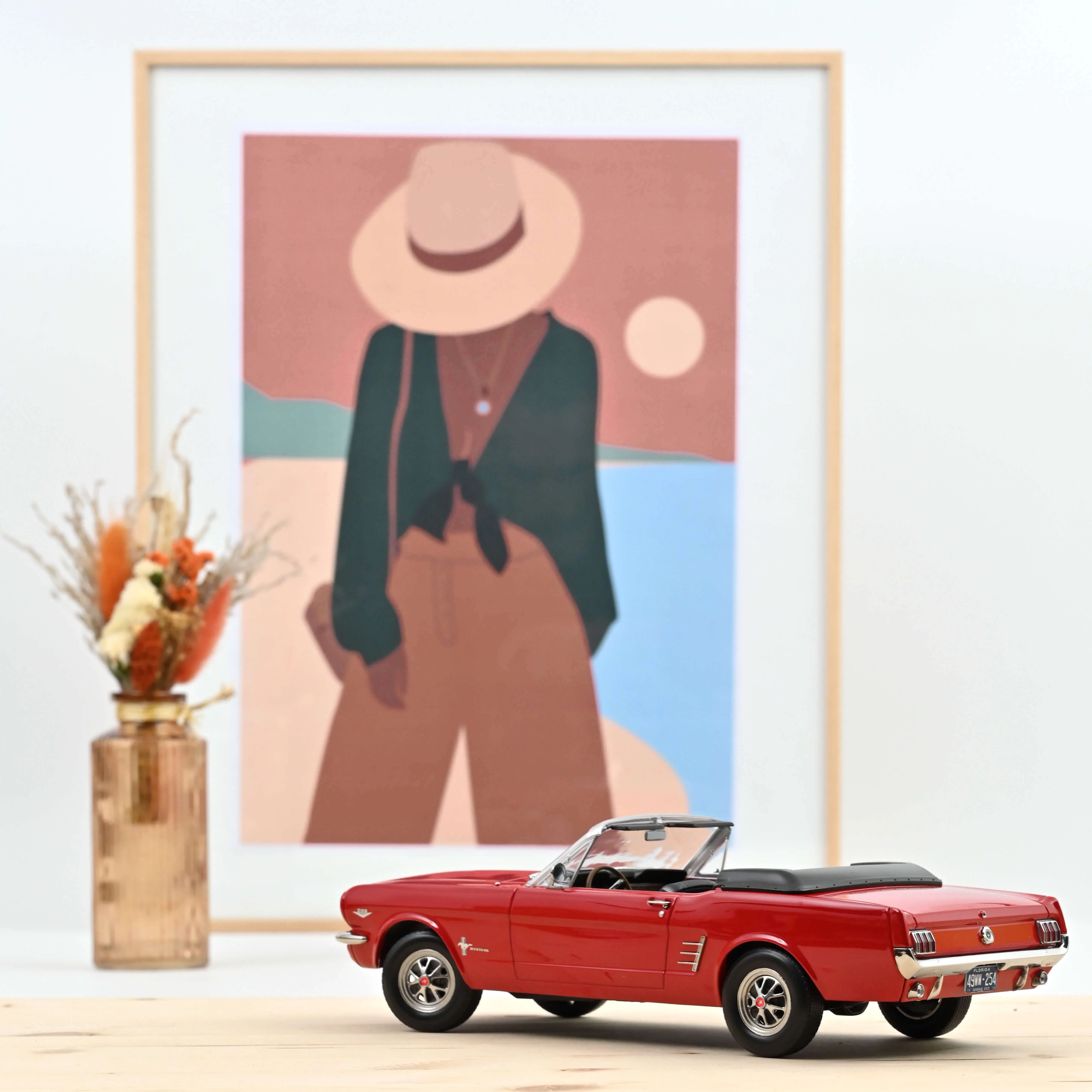 Ford Mustang Convertible 1966 Signal Flare Rouge 1/18 - Image 2
