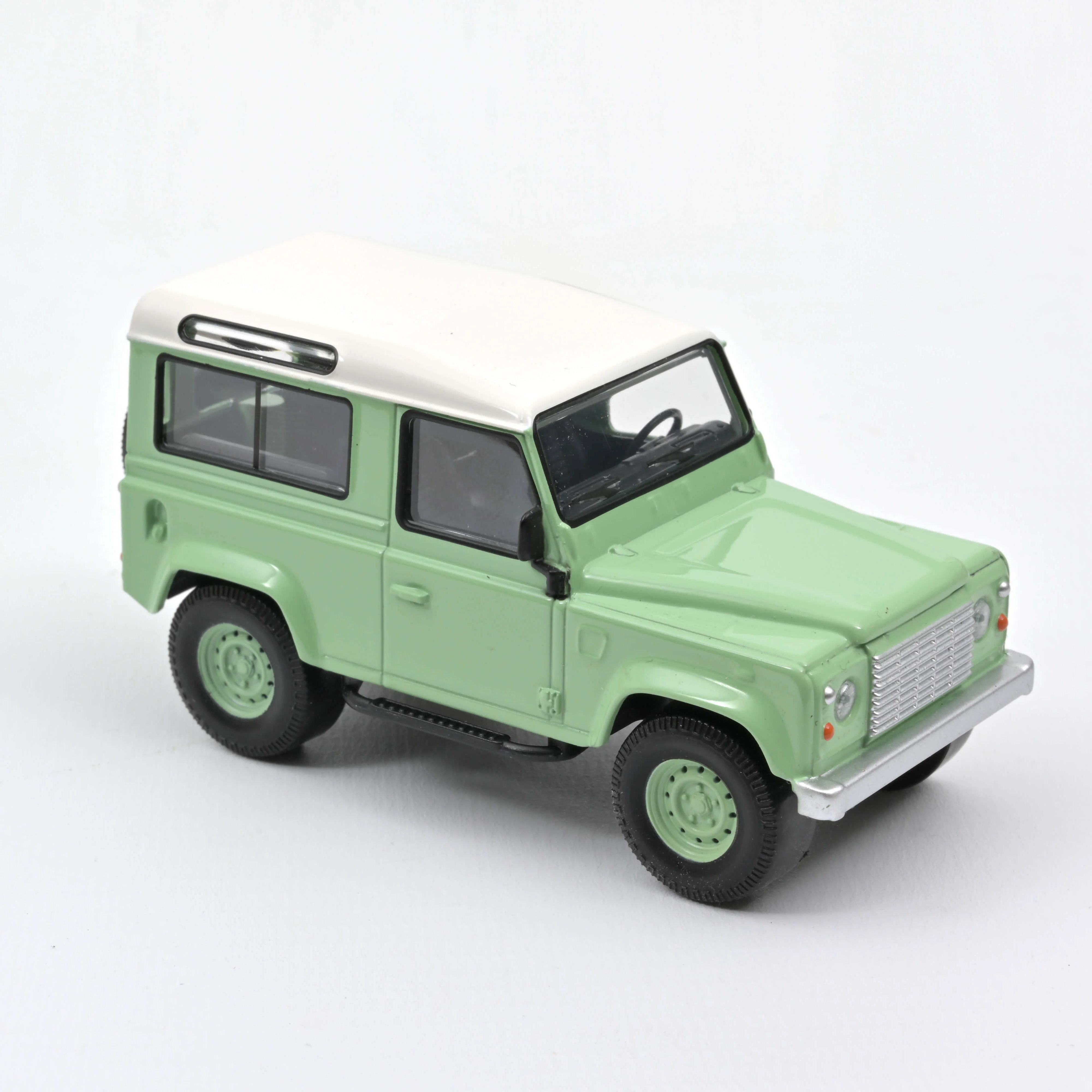 Land Rover Defender 1995 Vert/Blanc (Intérieur Noir) Jet-car 1/43 - Image 3