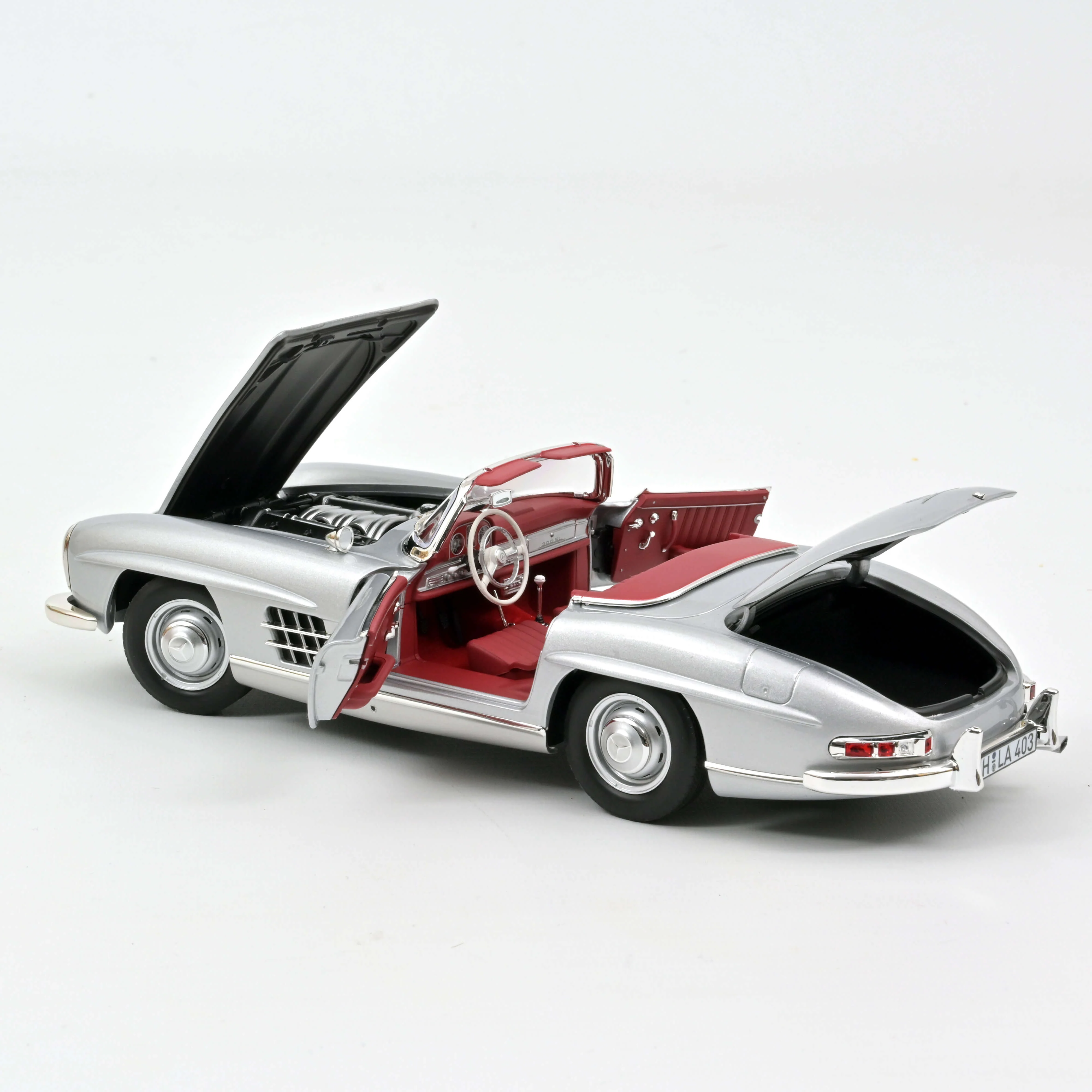 Mercedes-Benz 300 SL Roadster 1957 Argent 1/18 - Image 5