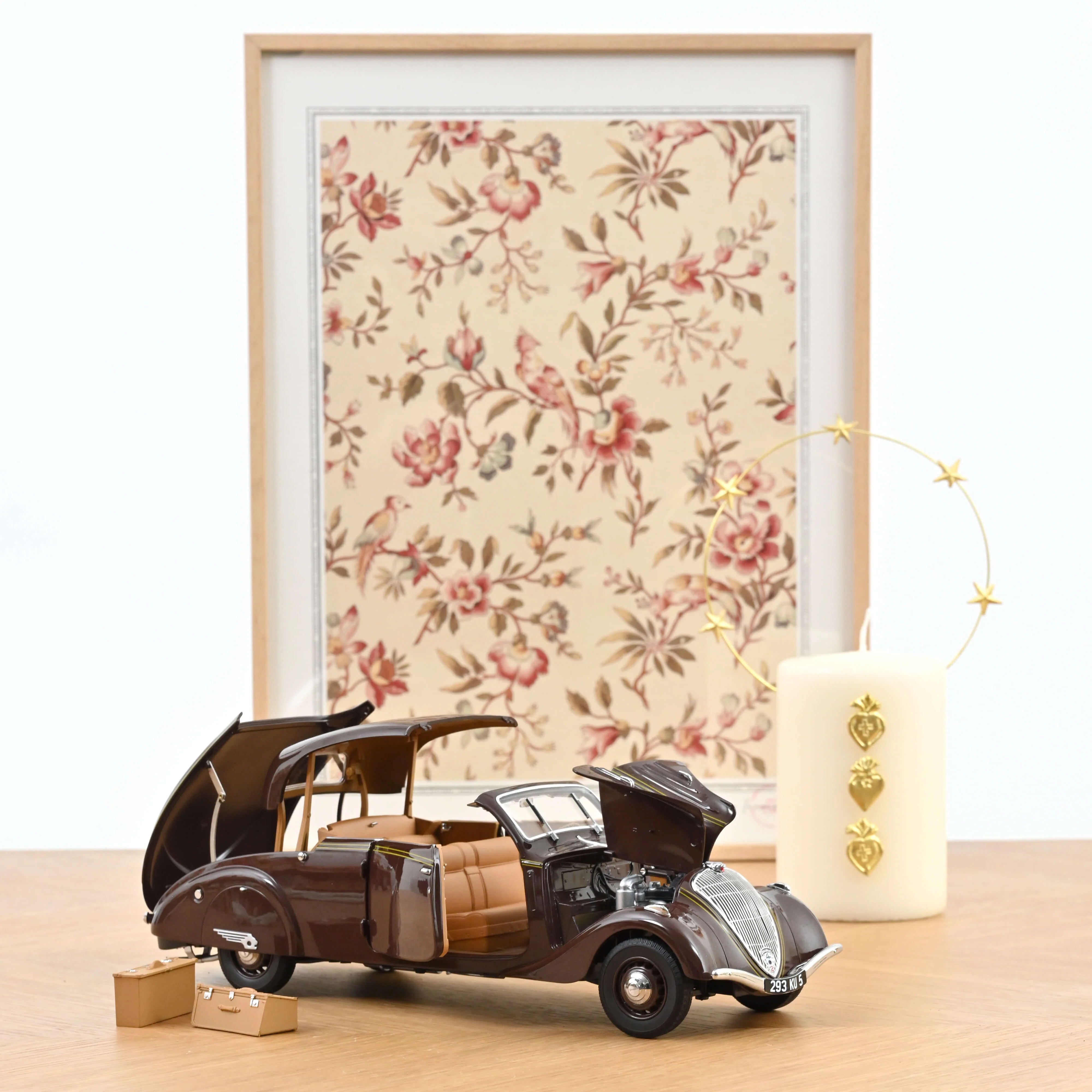 Peugeot 402 Eclipse 1937 Chocolat 1/18 - Image 5