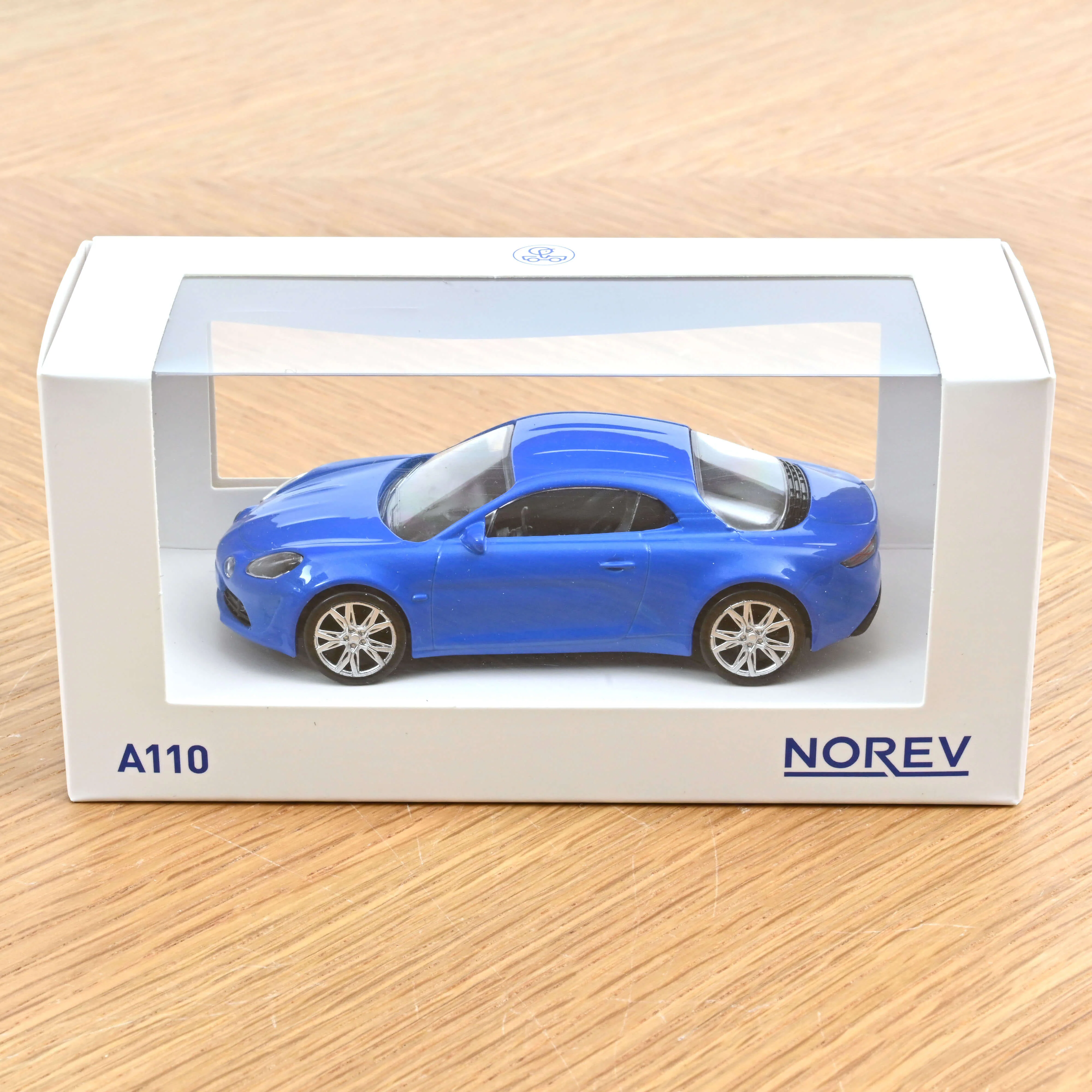 Alpine A110 2017 Bleu Alpine Jet-car 1/43 - Image 2
