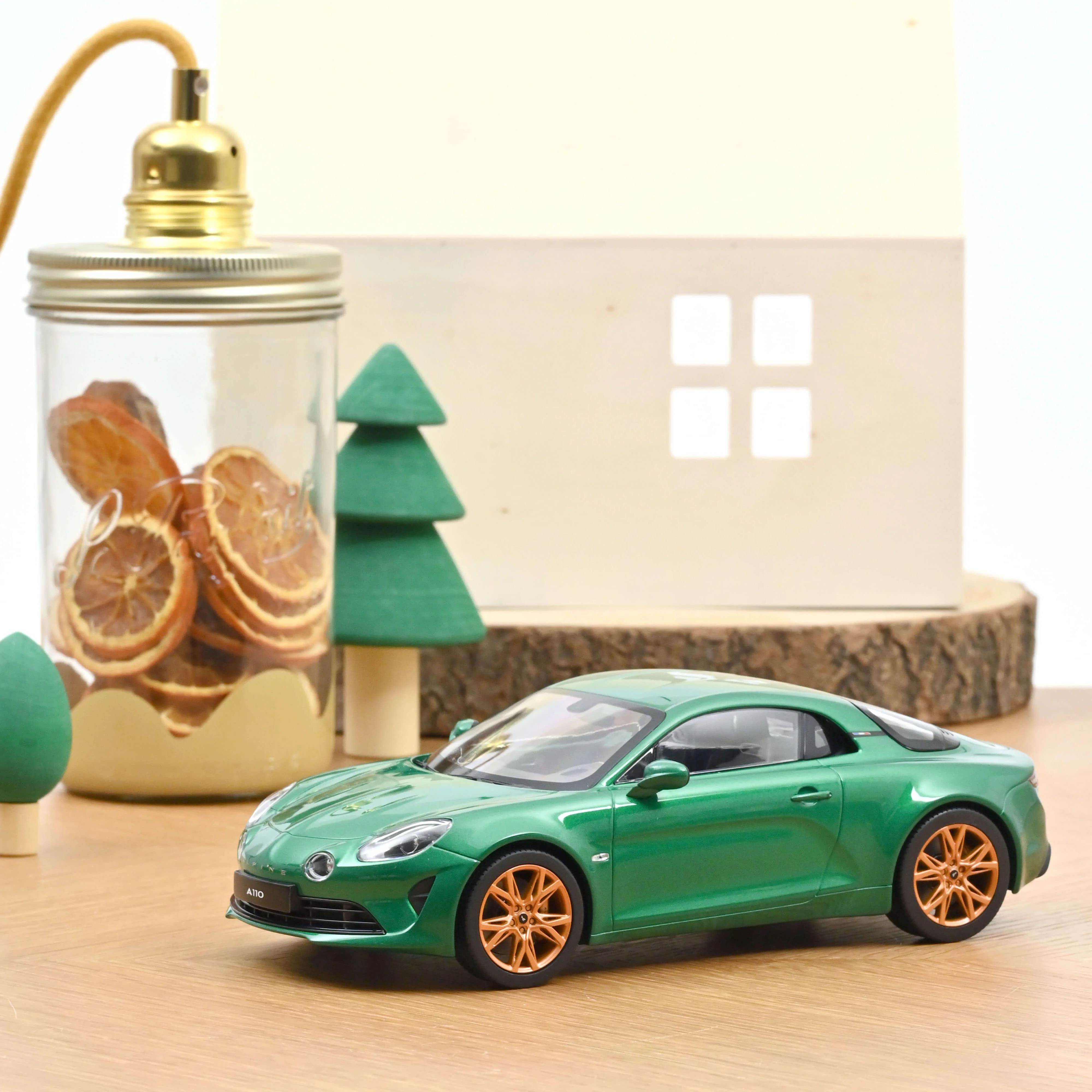 Alpine A110 GT 2022 Vert Emeraude 1:18 - 110 pcs