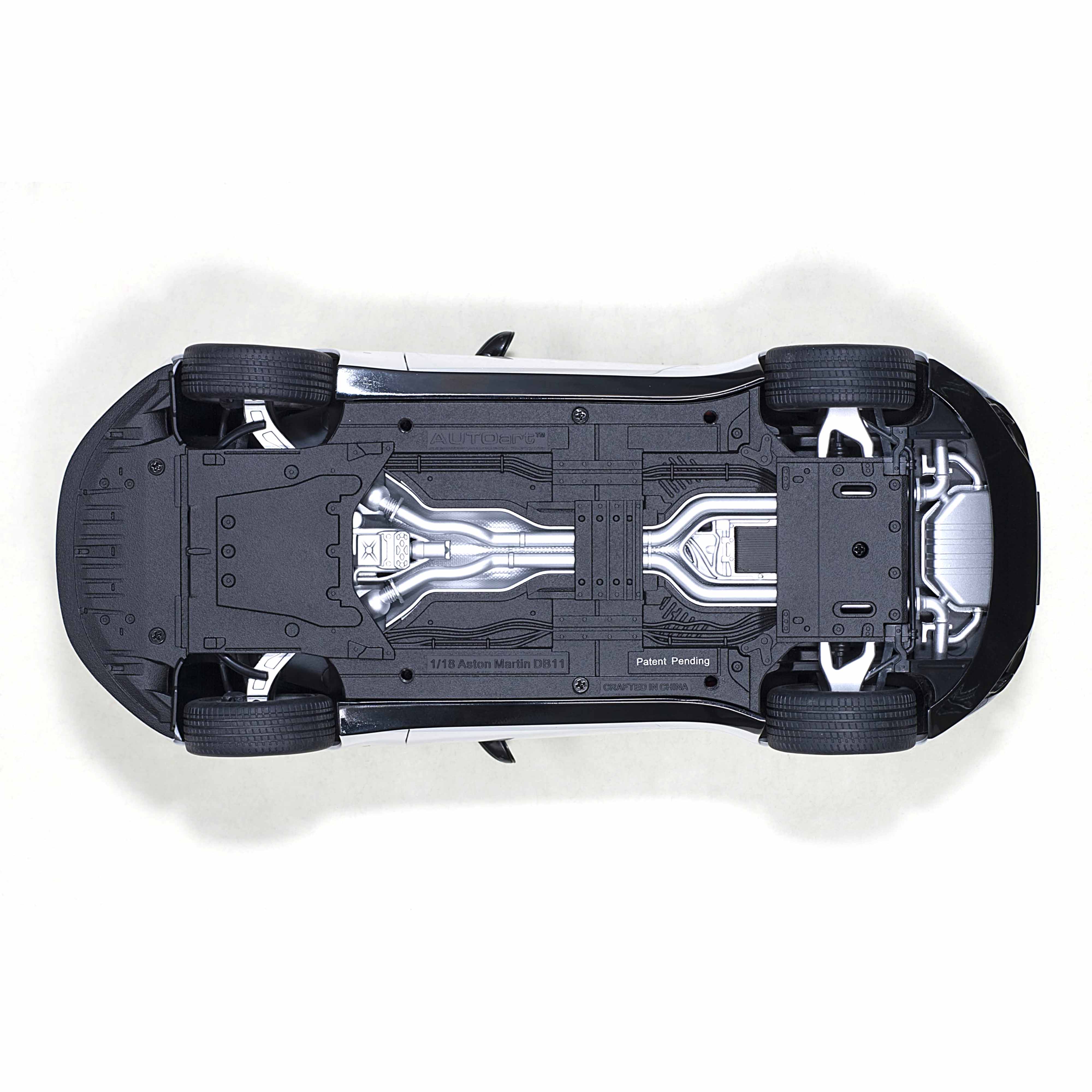 Aston Martin DB11 Givre du matin Blanc 1/18 - Image 6