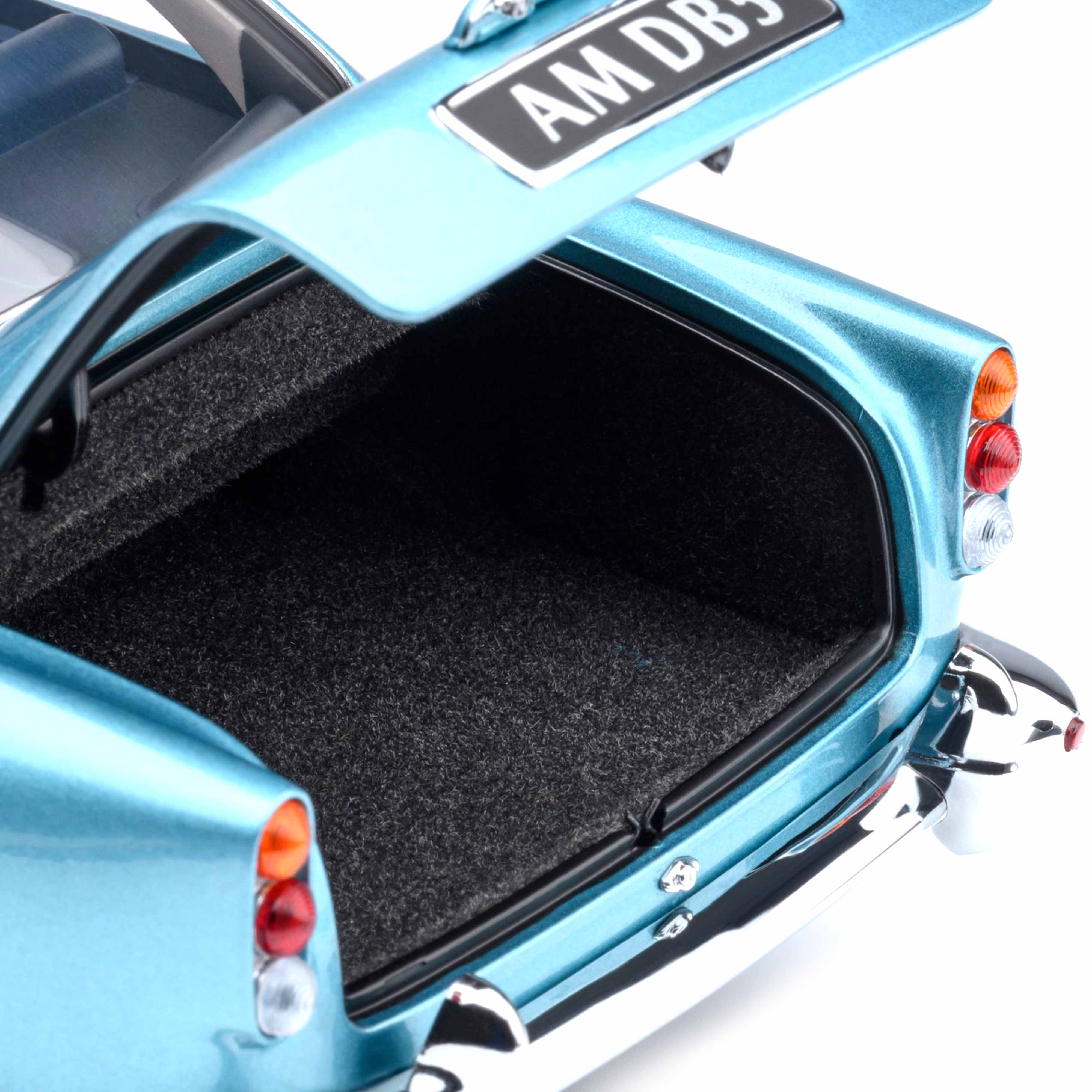 Aston Martin DB5 Perle des Caraïbes 1/18 - Image 12
