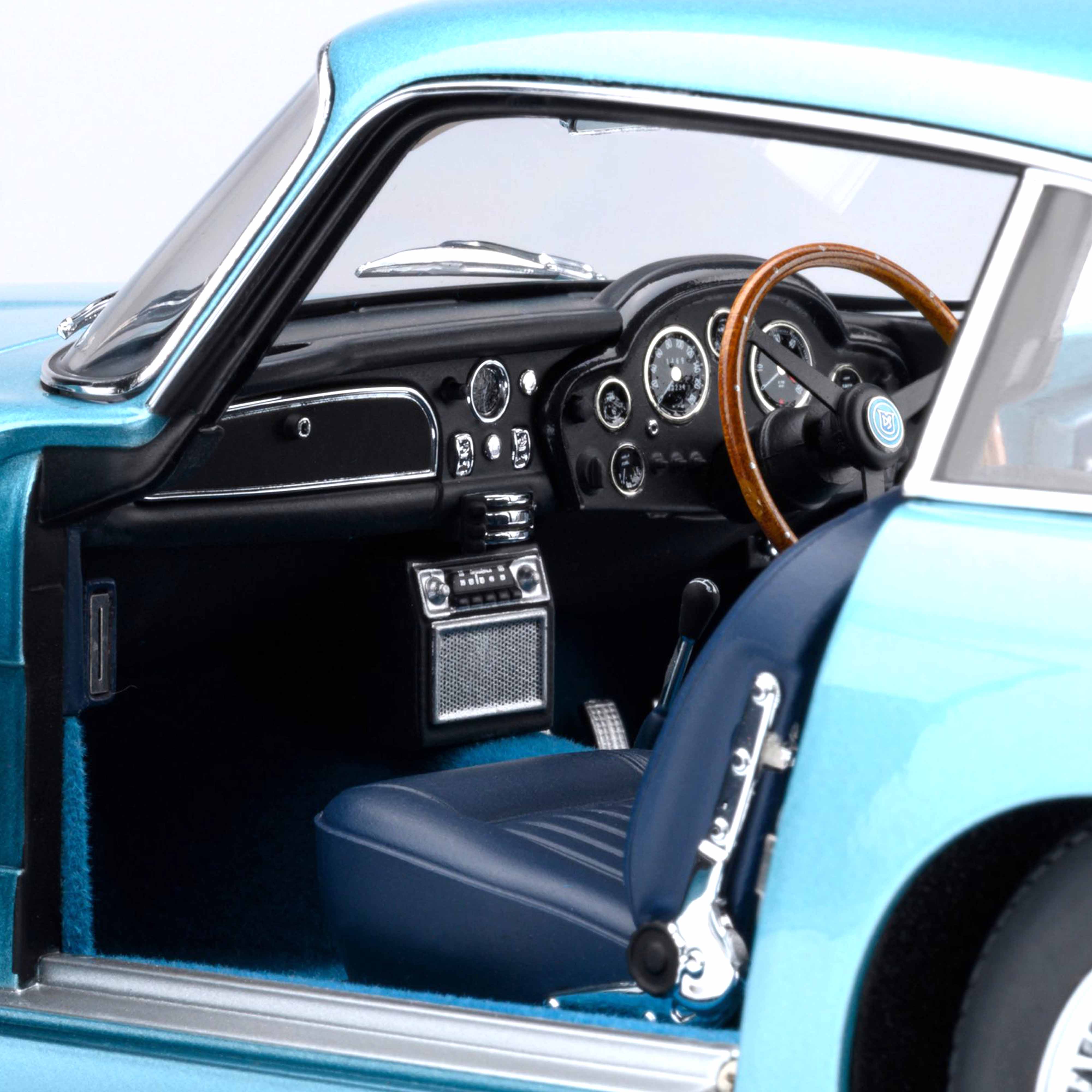 Aston Martin DB5 Perle des Caraïbes 1/18 - Image 8