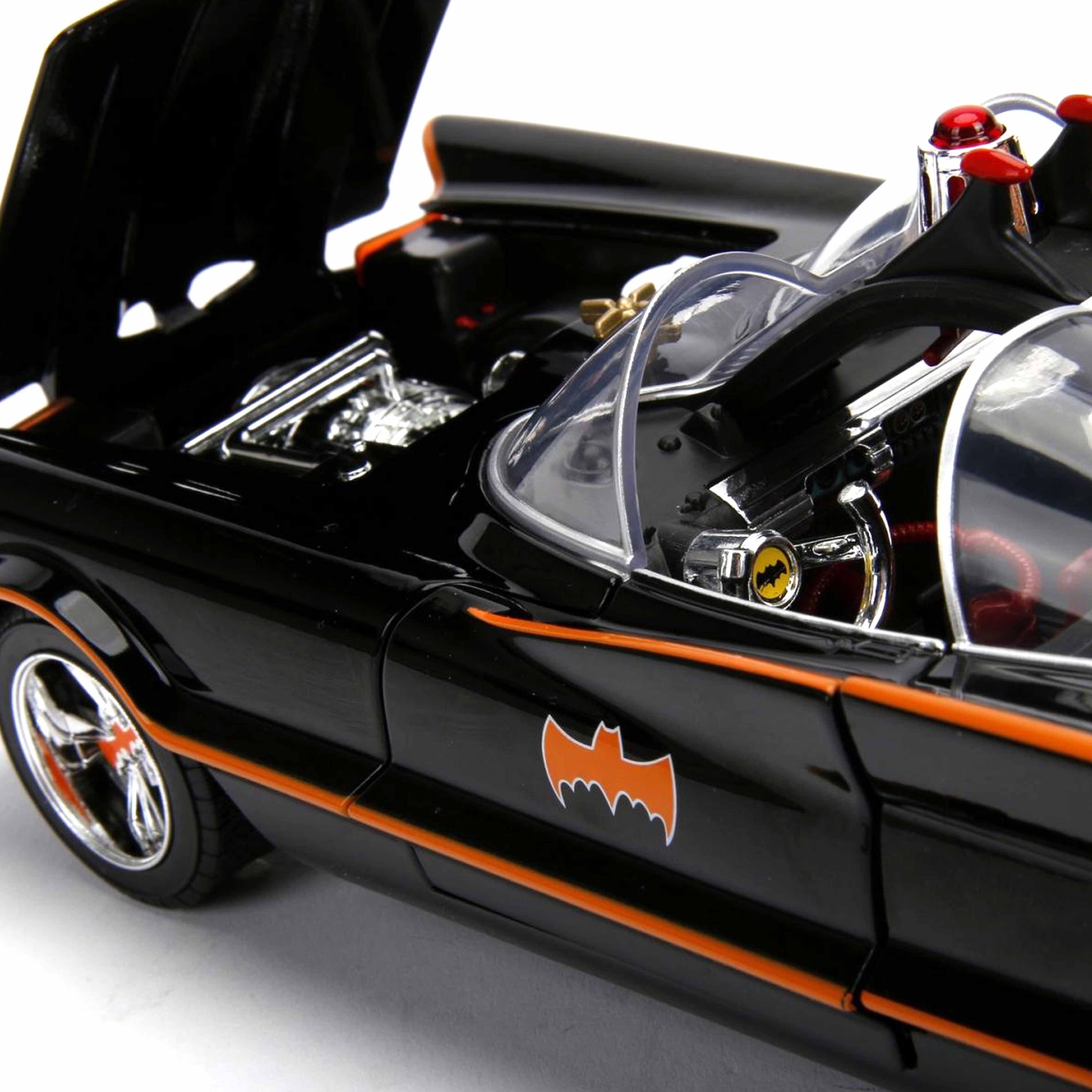 Batmobile avec figurines Noir DC Comics 1966 1/18 - Image 7
