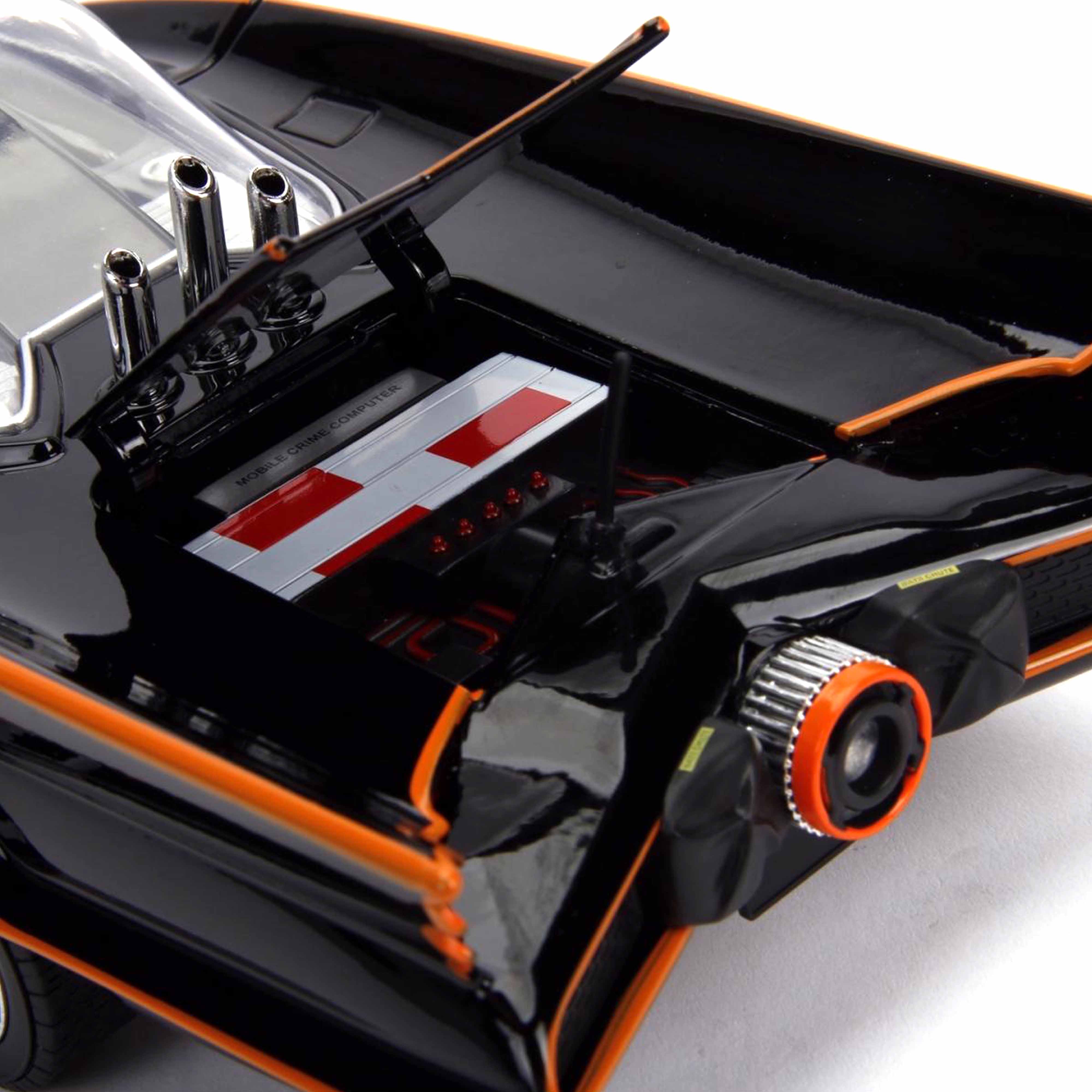 Batmobile avec figurines Noir DC Comics 1966 1/18 - Image 8