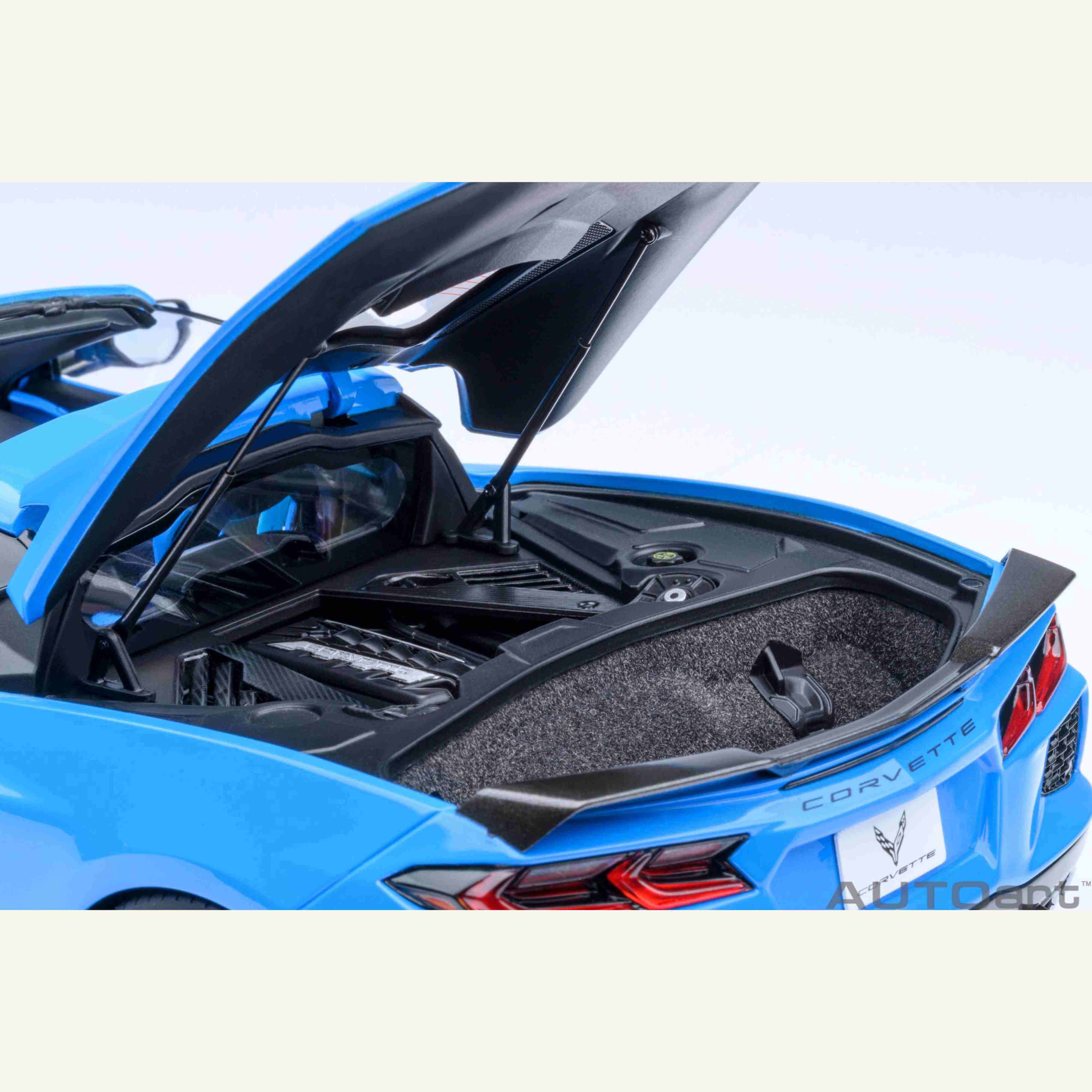 Chevrolet Corvette C8 Stingray Z51 Rapid Blue 2020 1/18 - Image 9