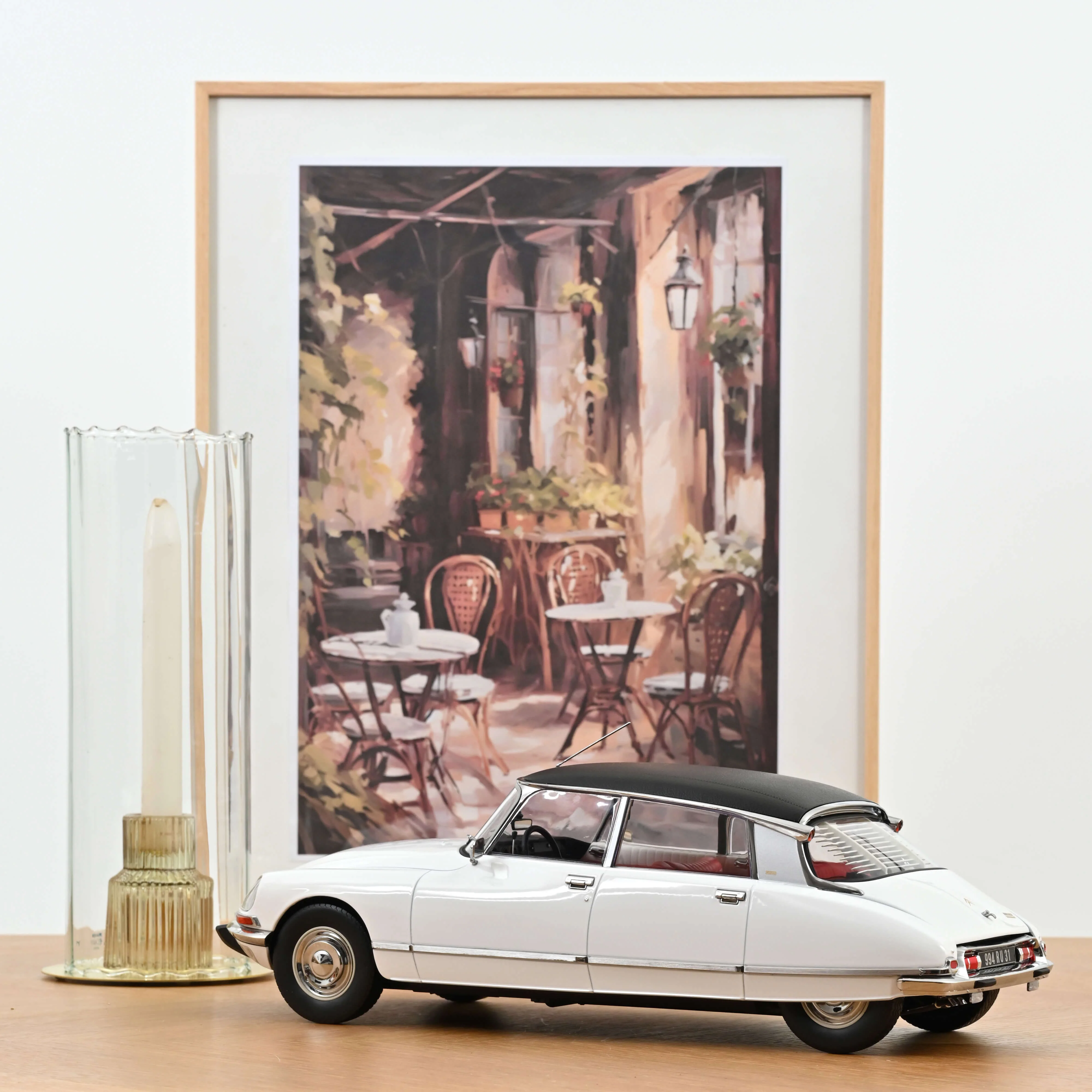 Citroën DS 23 Pallas 1973 Blanc et toit Vinyl Noir 1/12 - 200pcs - Image 2
