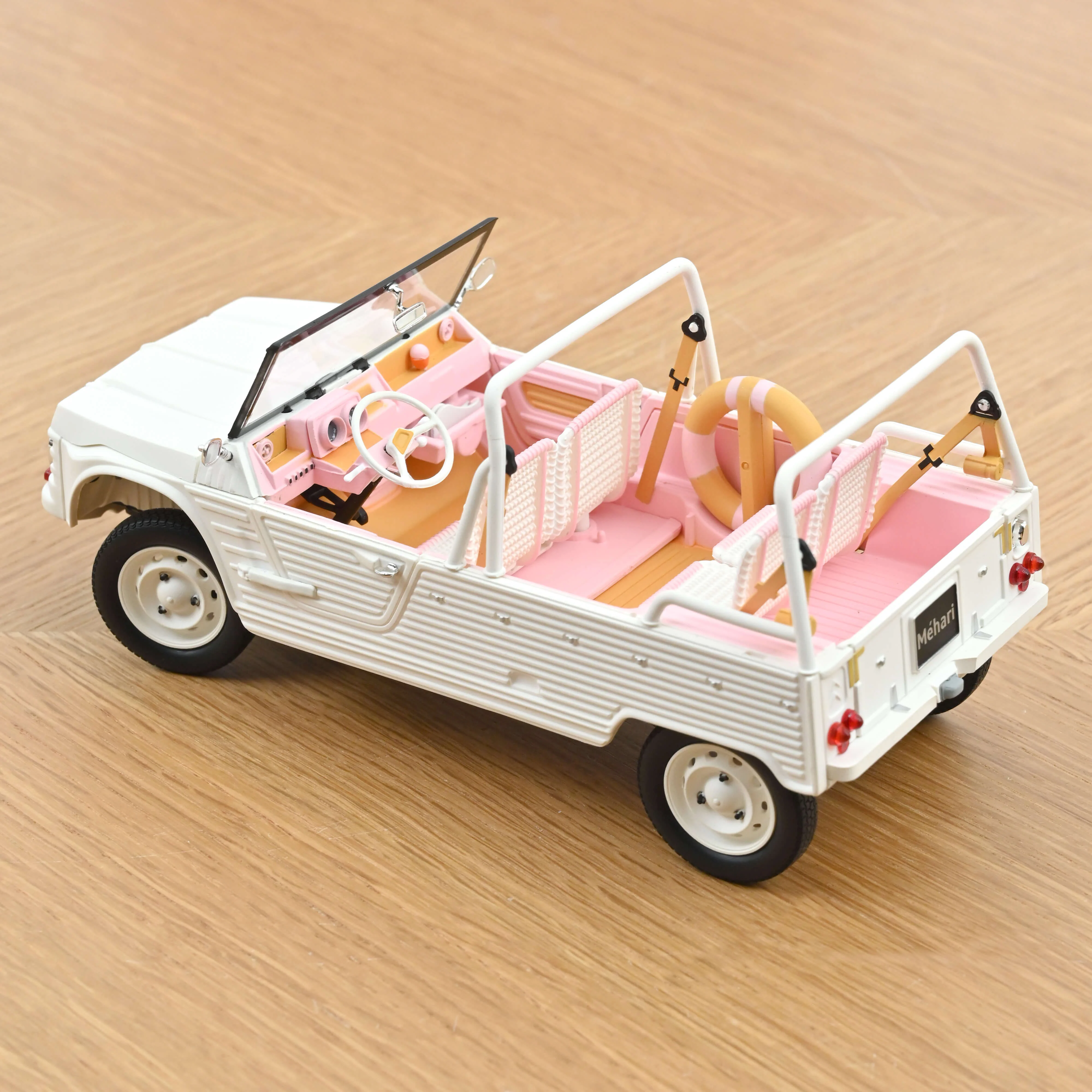Citroën Méhari 2023 Blanc et Rose 1/18 - Image 6