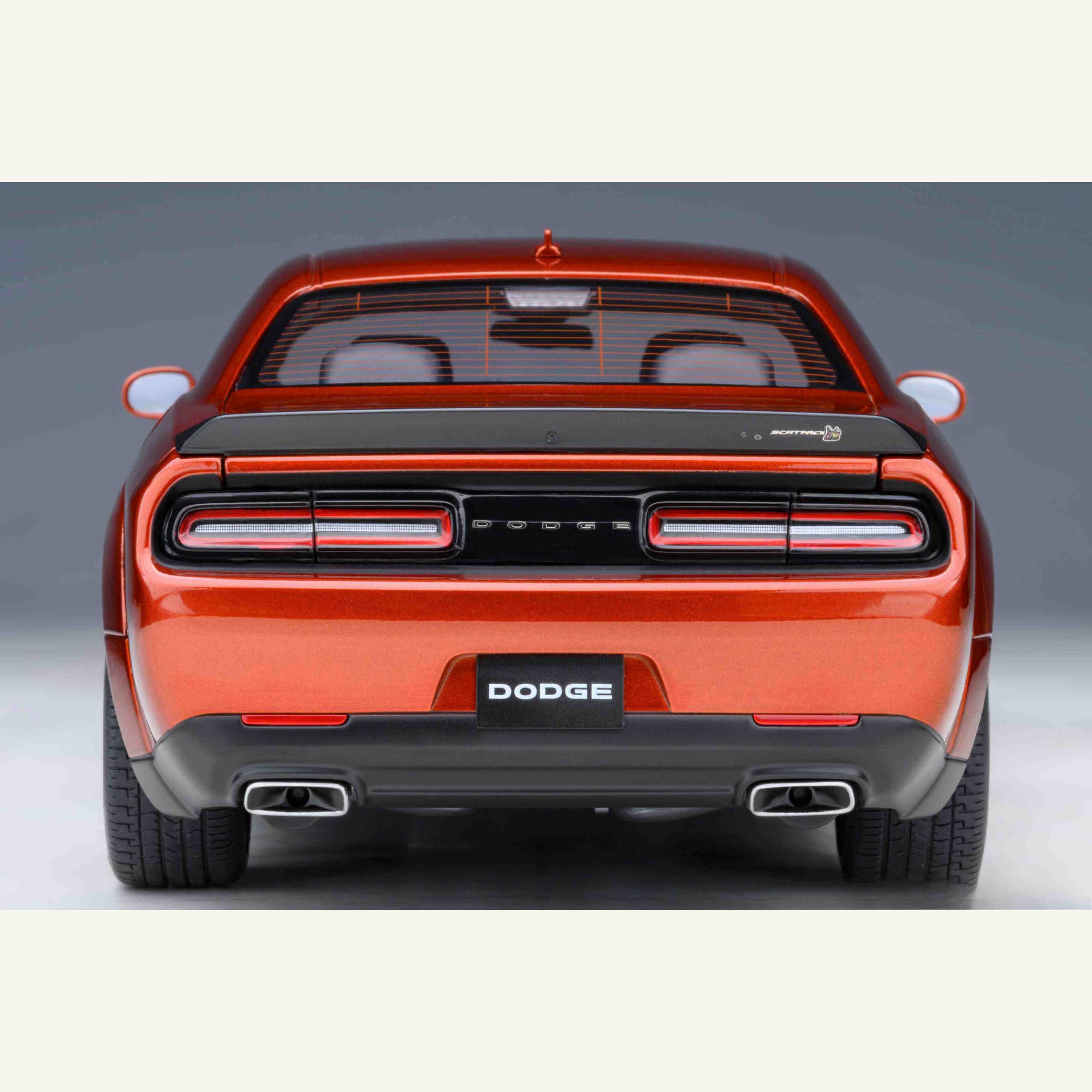 Dodge Challenger R/T Scat Pack Shaker Widebody 2022 1/18 - Image 5