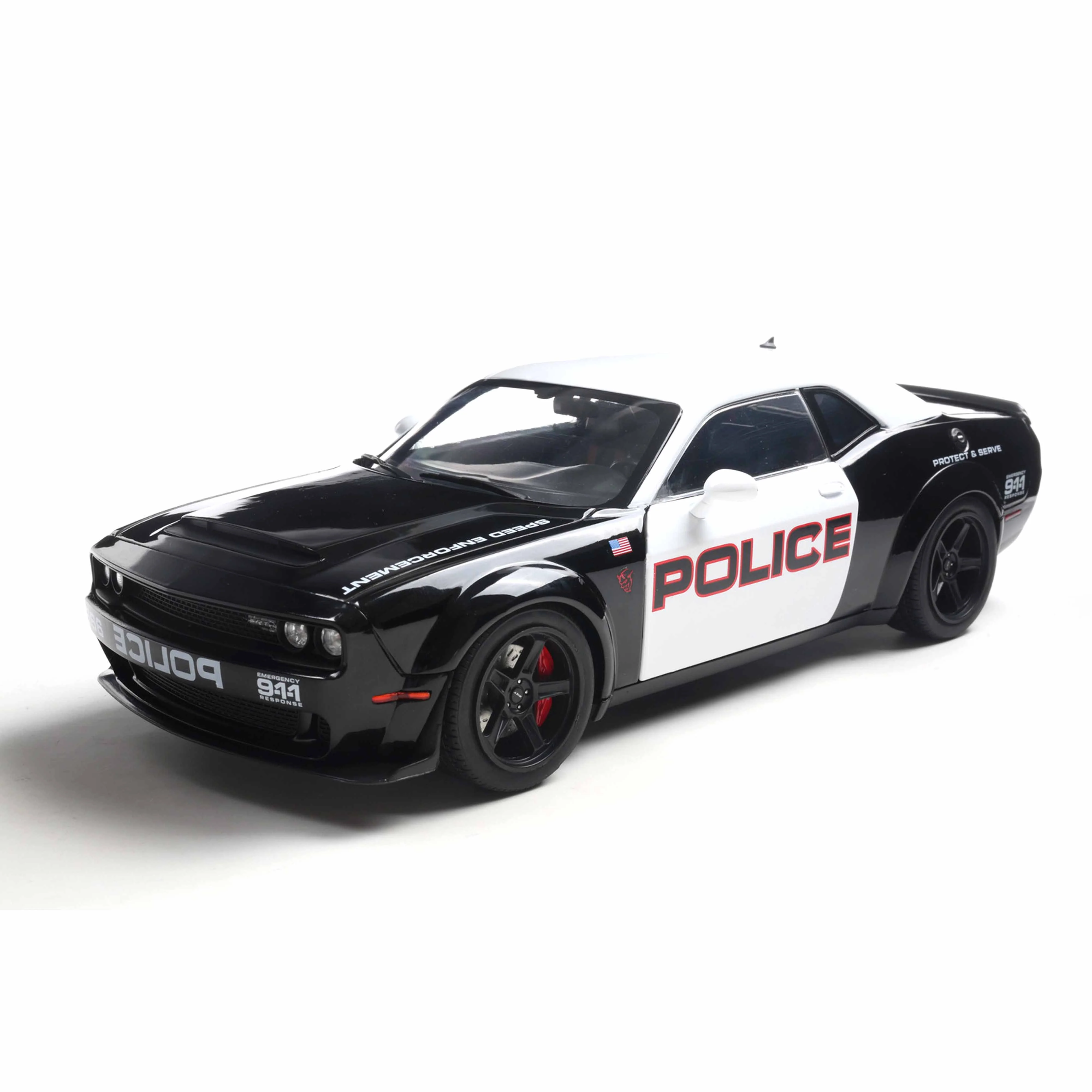 Dodge Challenger R/T Scat Pack Widebody Police Autoroutière 2023 1/18
