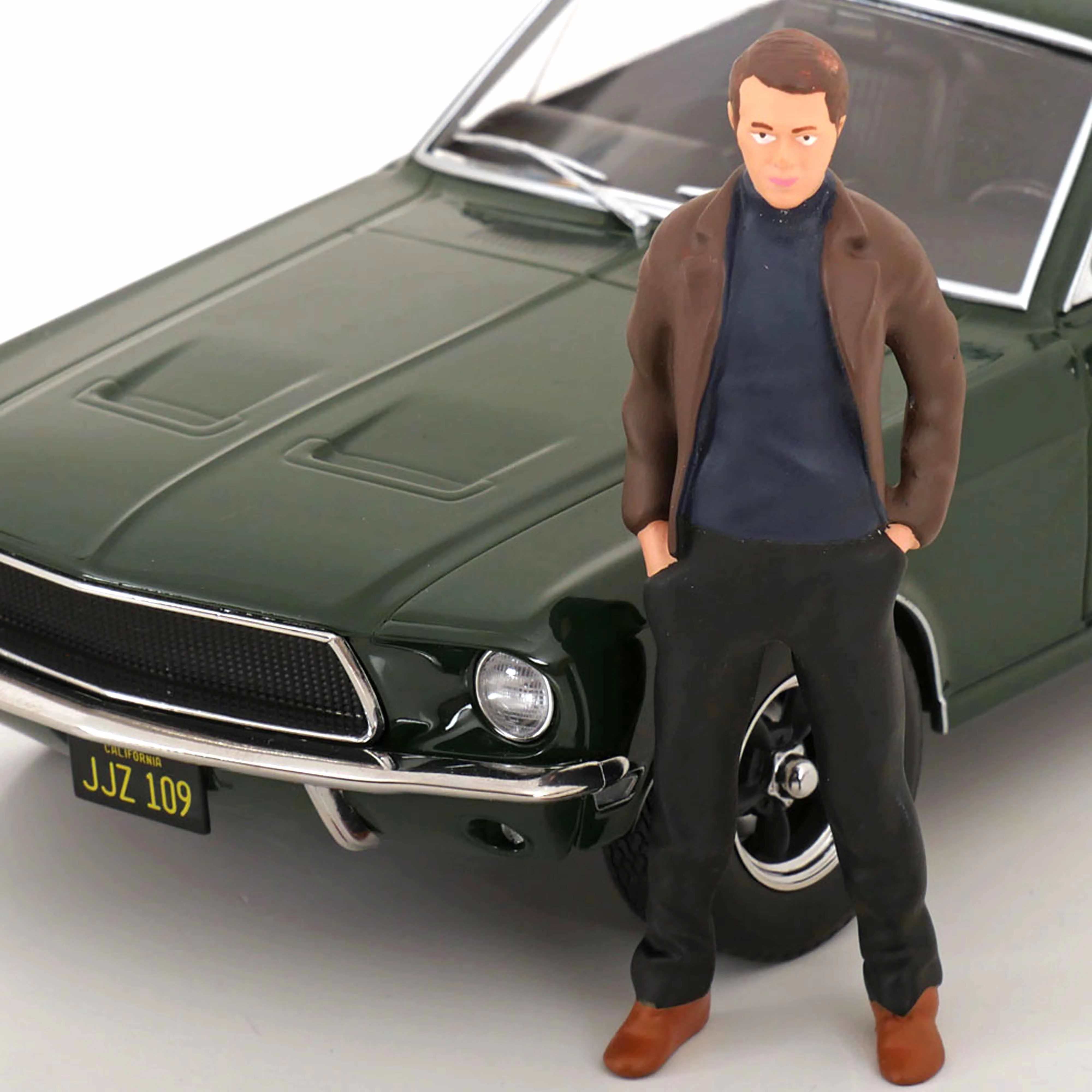 Figurine Steve McQueen « Bullit » 1/18 - Image 2