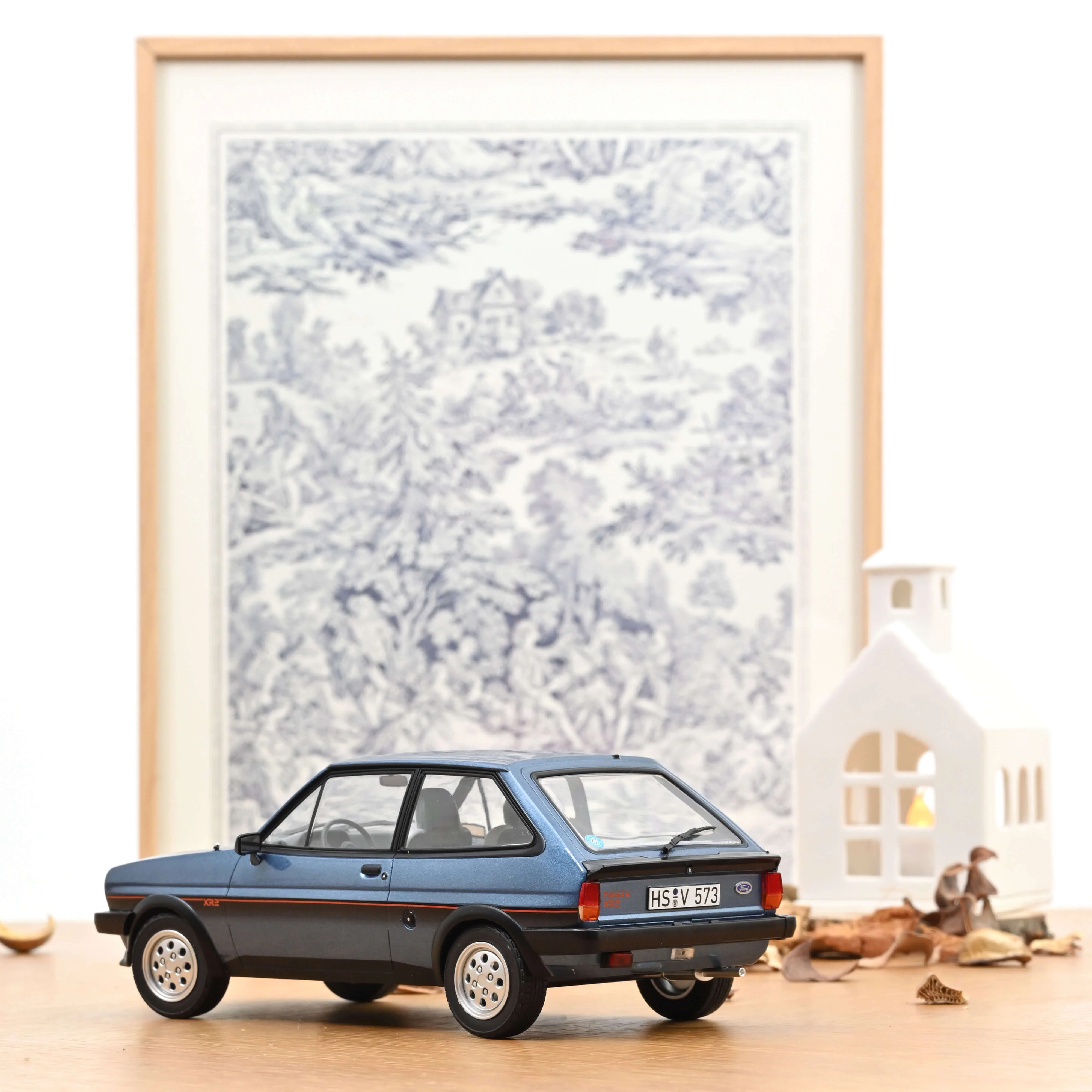 Ford Fiesta XR2 1981 Bleu métallisé 1/18 - Image 2