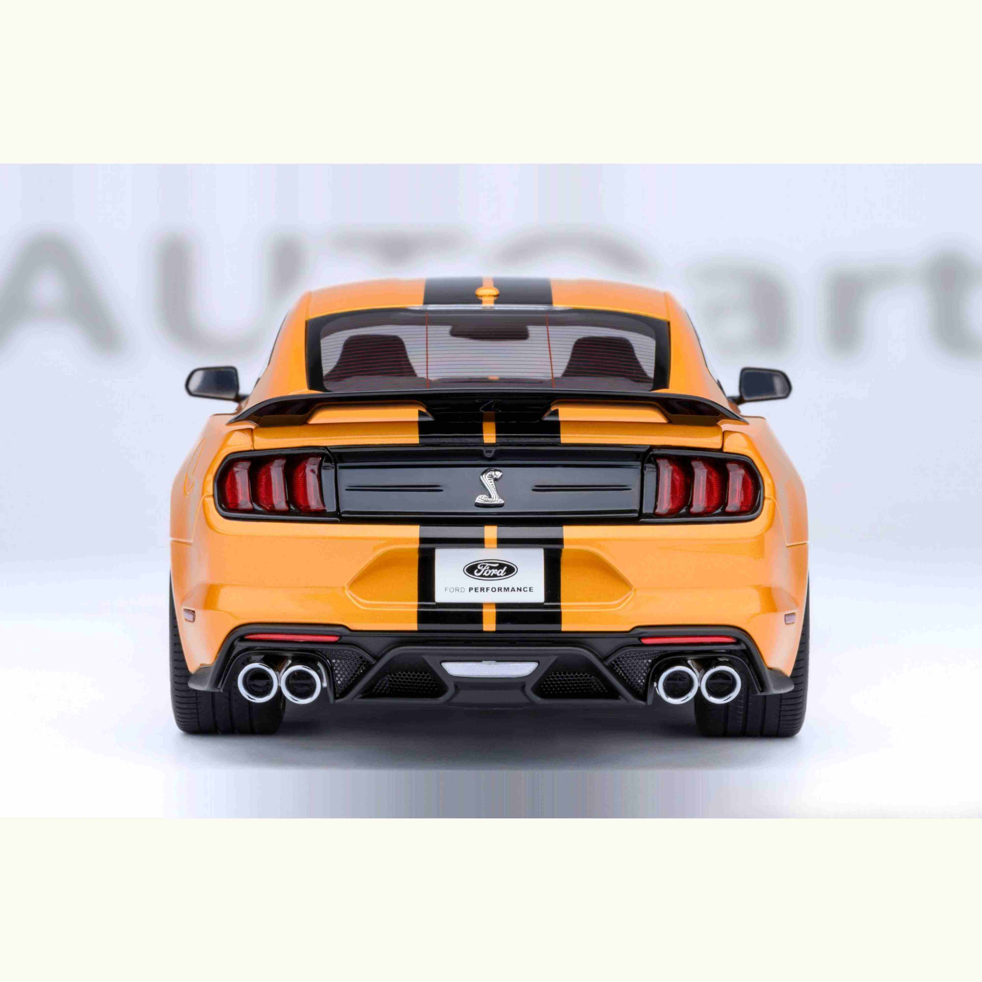 Ford Mustang Shelby GT500 Cyber Orange 1/18 - Image 5