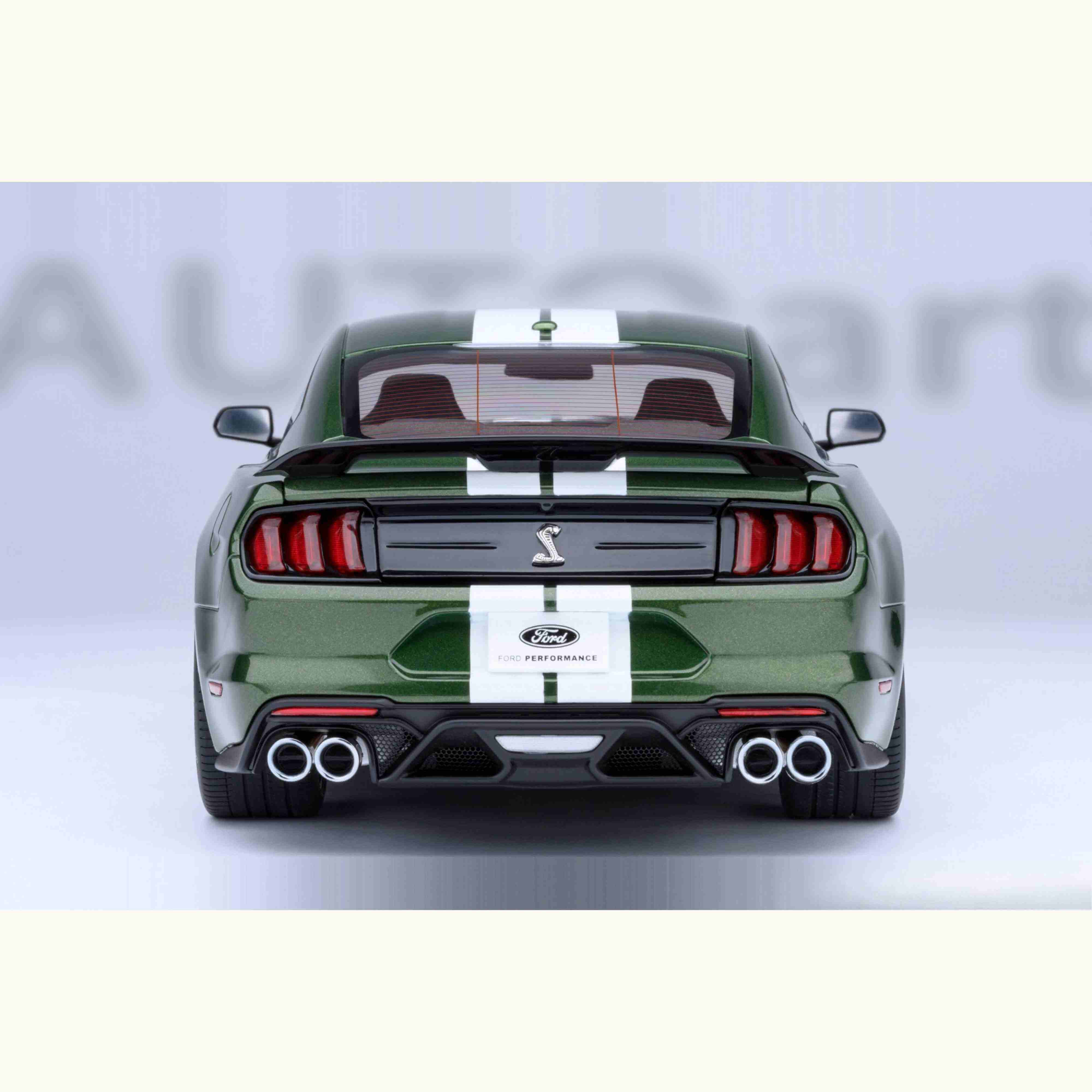 Ford Mustang Shelby GT500 Eruption Green 1/18 - Image 5