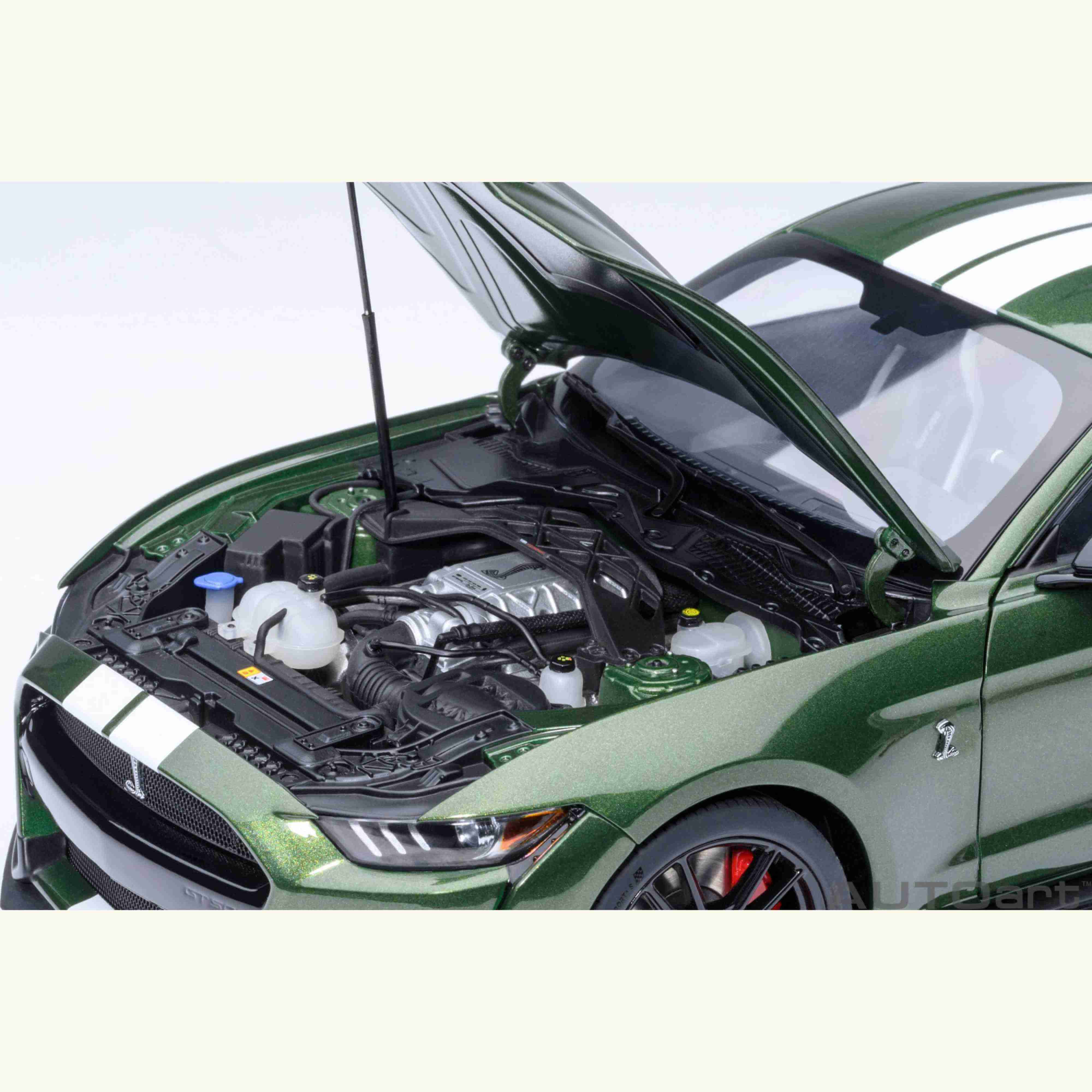 Ford Mustang Shelby GT500 Eruption Green 1/18 - Image 8
