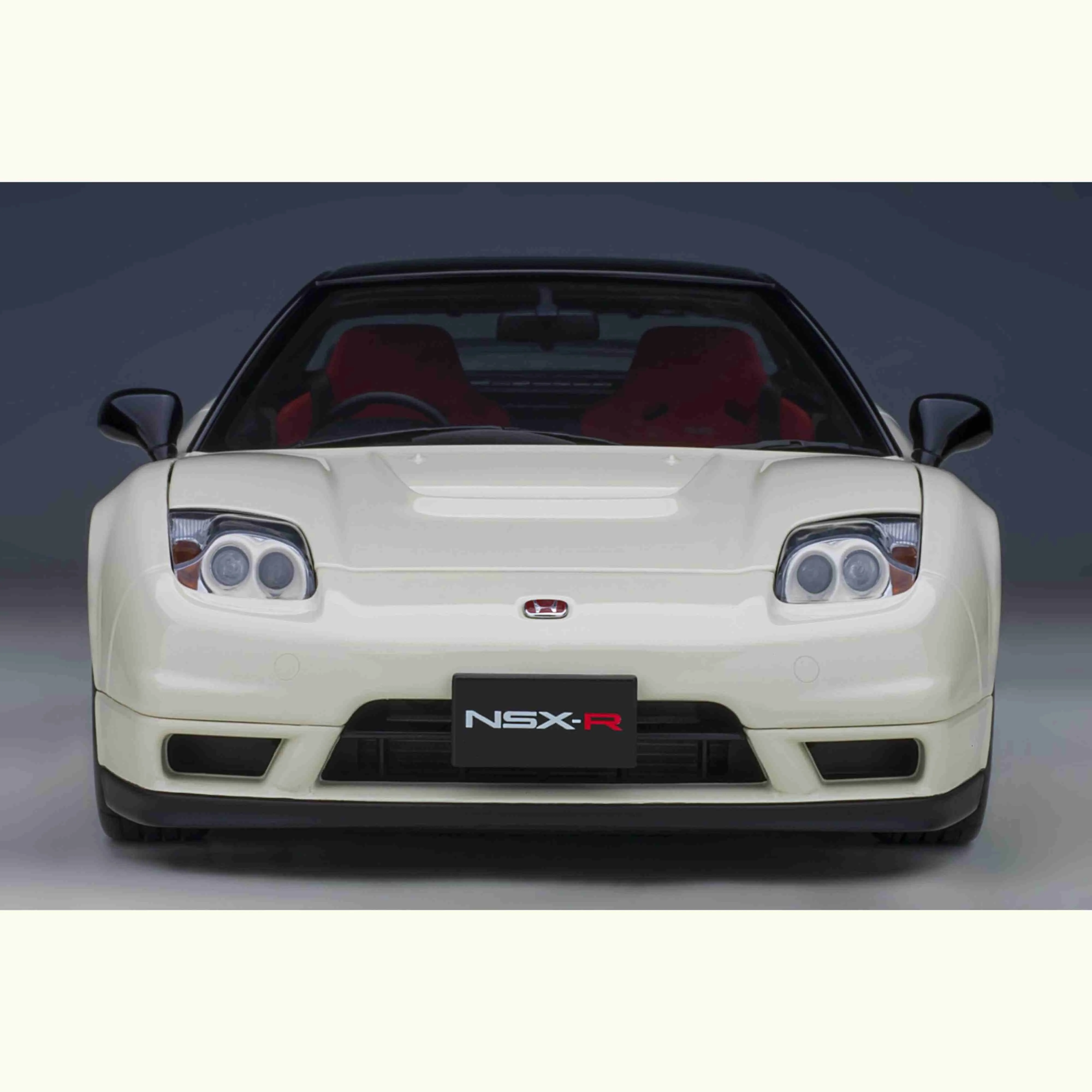 Honda NSX-R (NA2) 2019 Championship White 1/18 - Image 4