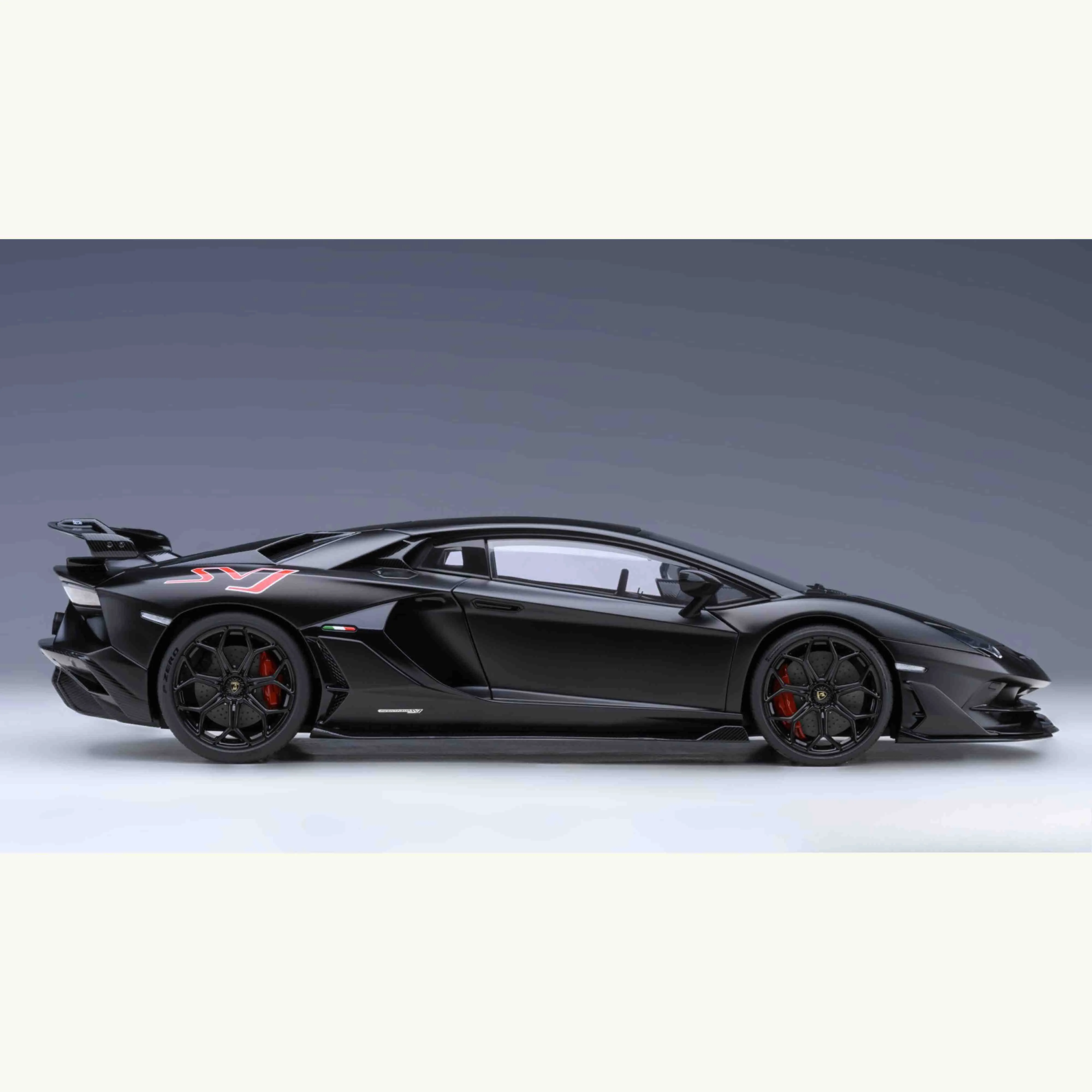 Lamborghini Aventador SVJ 2019 Nero Nemesis / Noir Mat 1/18 - Image 3
