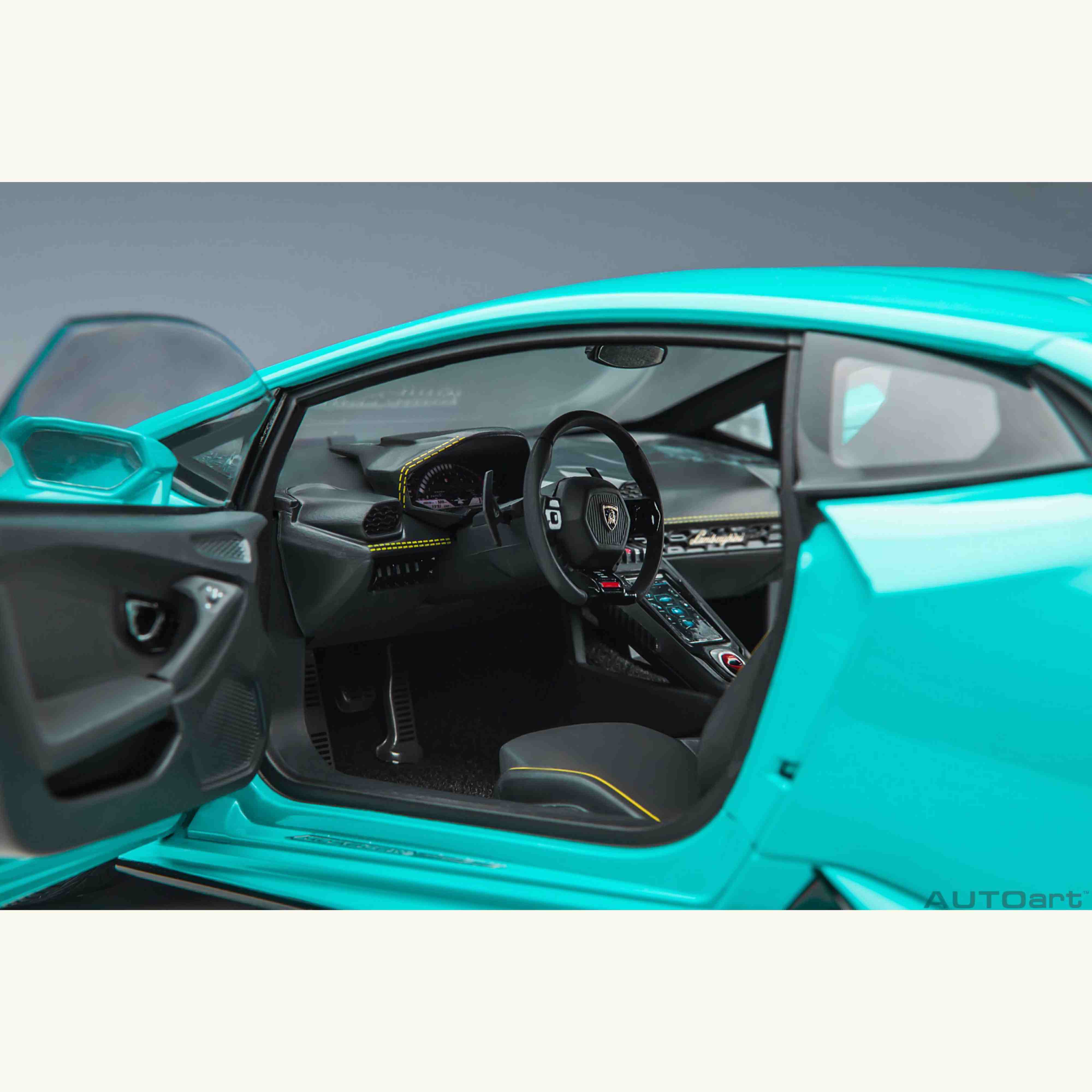 Lamborghini Huracán EVO 2019 Blu Glauco 1/18 - Image 7