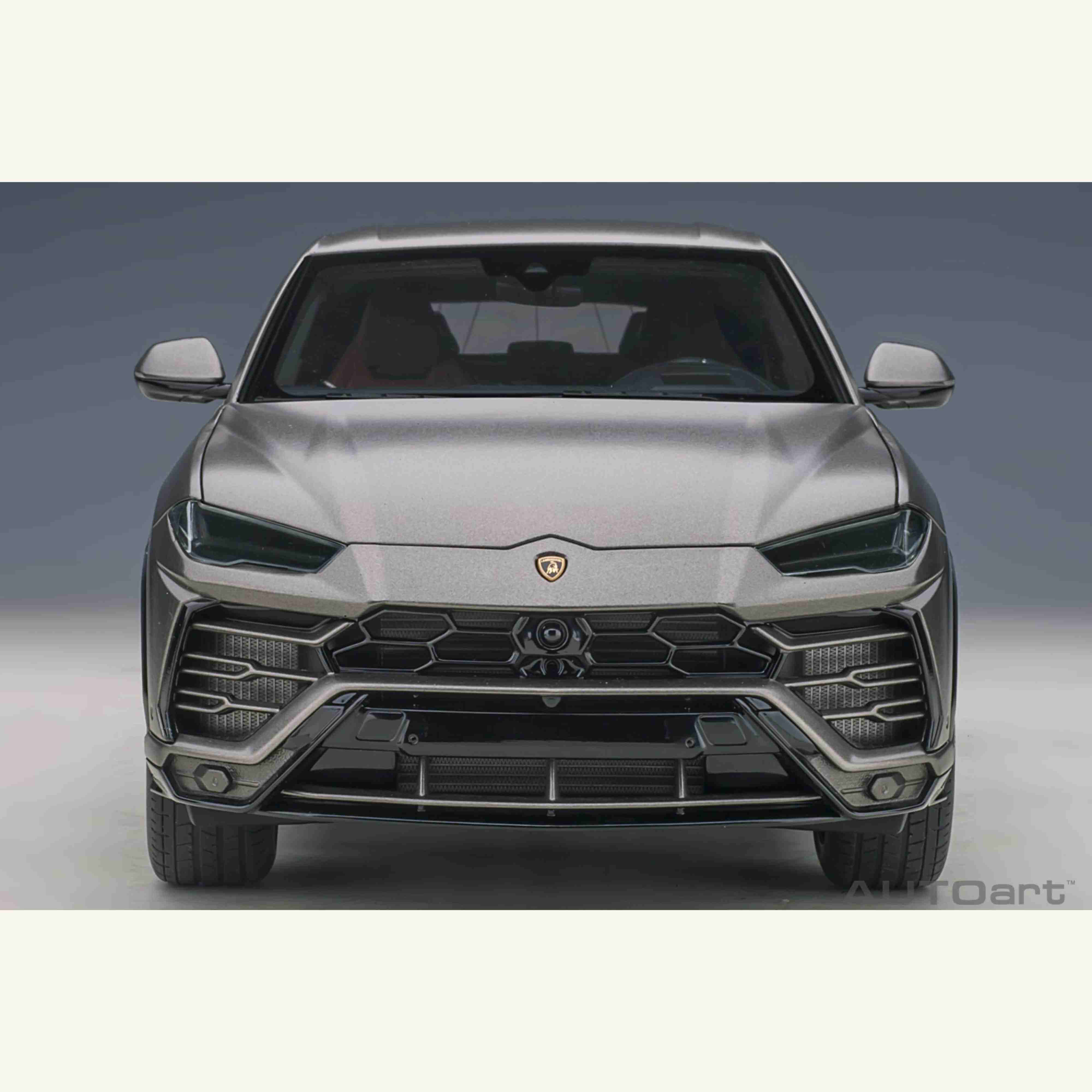 Lamborghini Urus 2018 Grigio Titans / Gris Mat 1/18 - Image 4