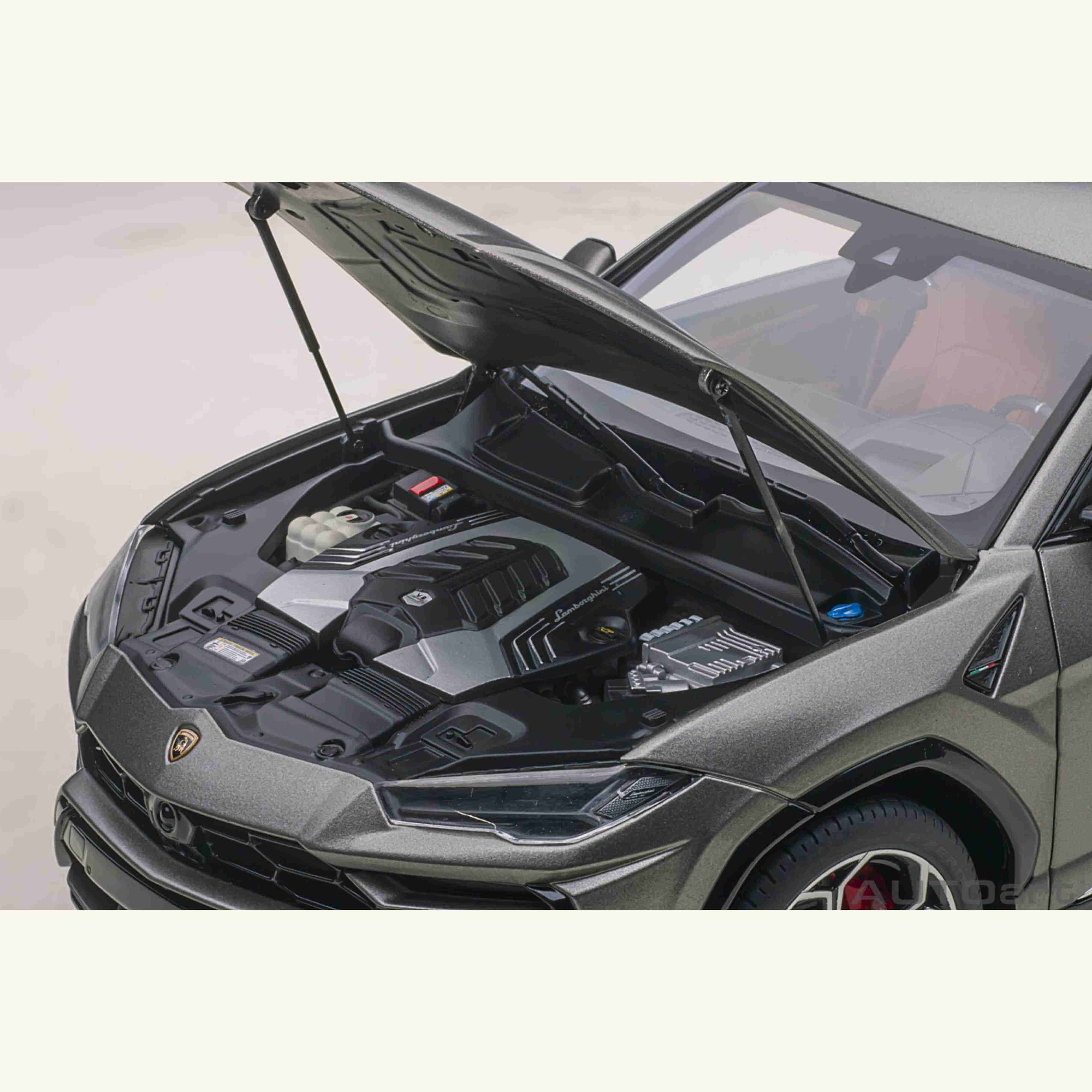 Lamborghini Urus 2018 Grigio Titans / Gris Mat 1/18 - Image 8