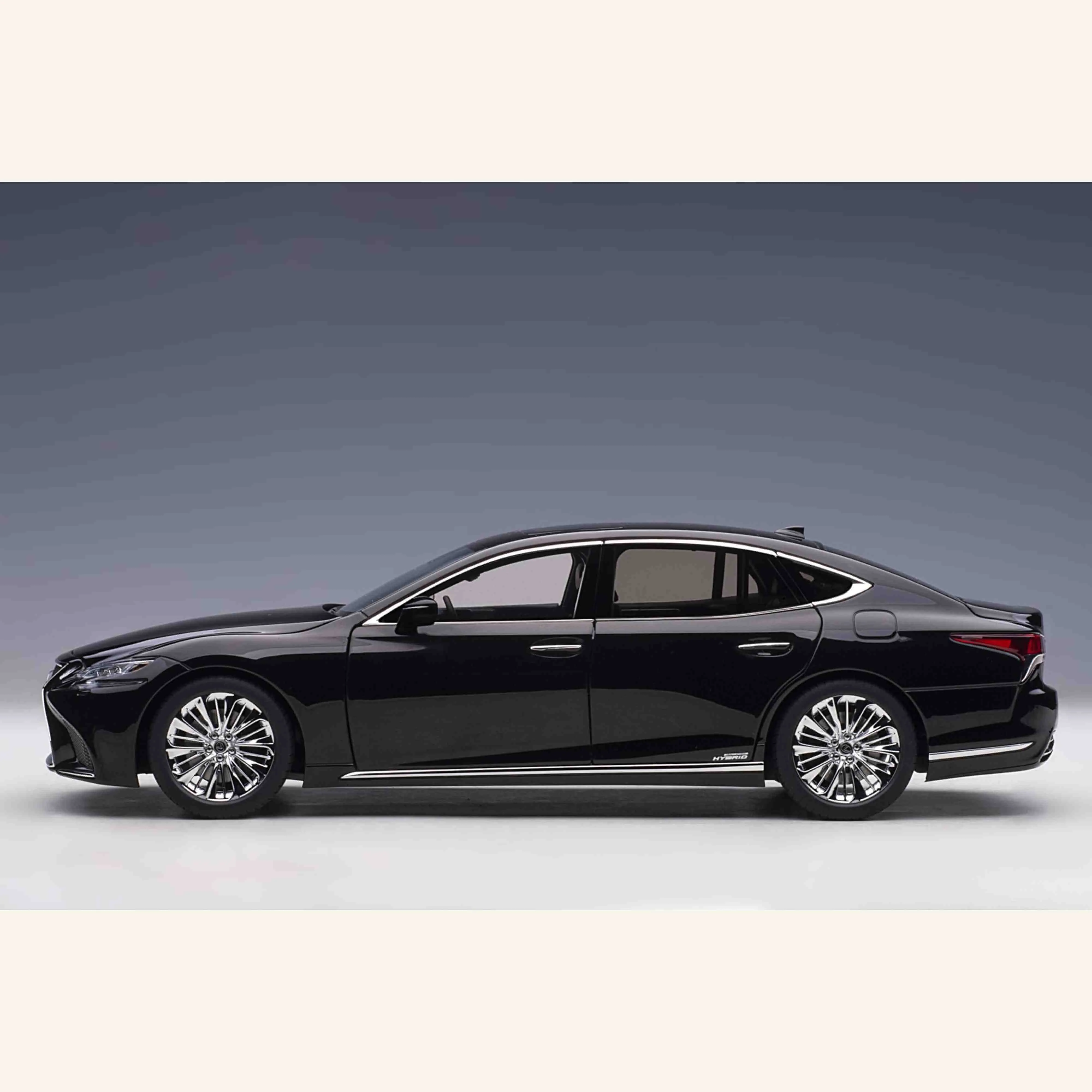 Lexus LS 500h 2018 Noir / Intérieur Noir 1/18 - Image 2