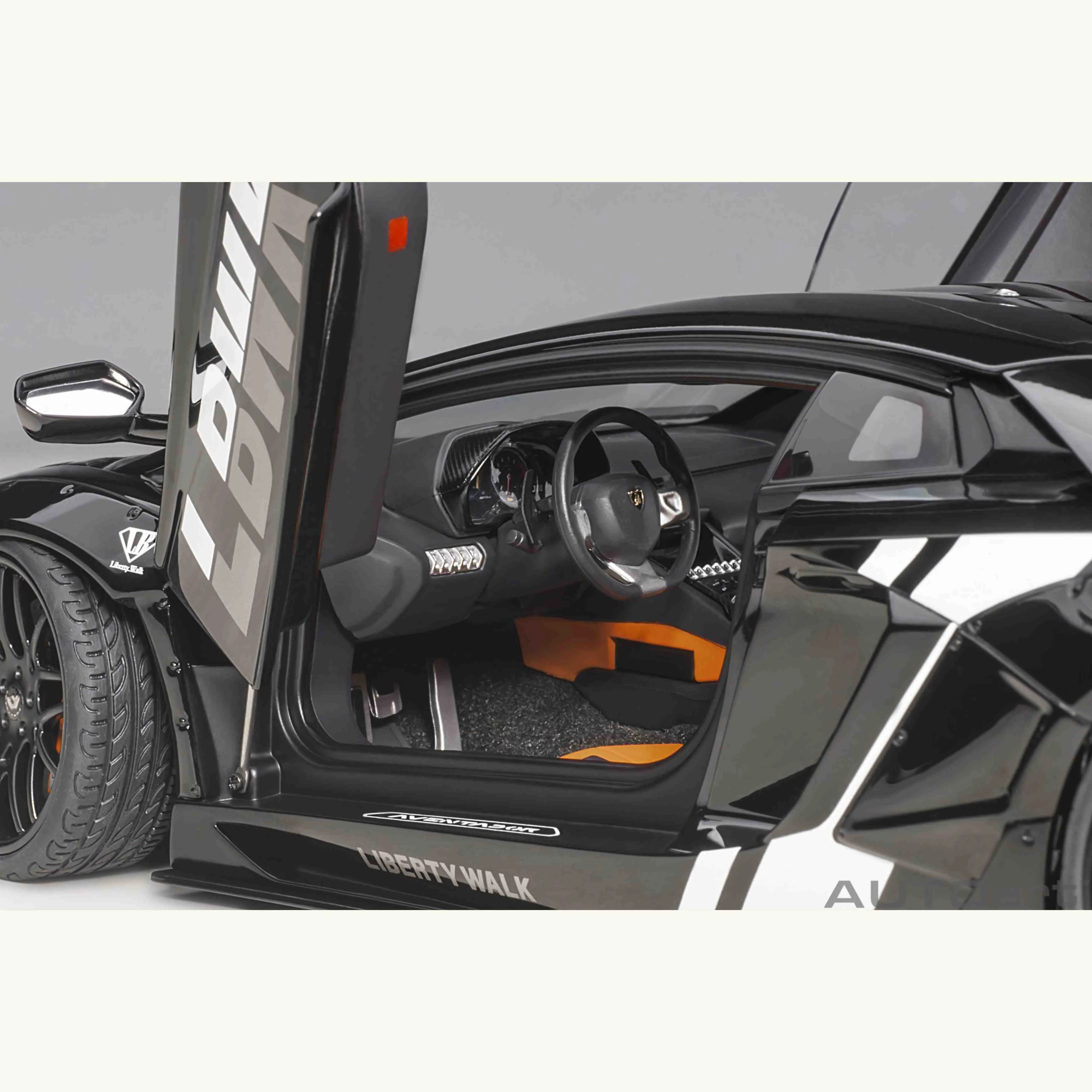 Liberty Walk LB-Works Lamborghini Aventador Limited 1/18 - Image 8