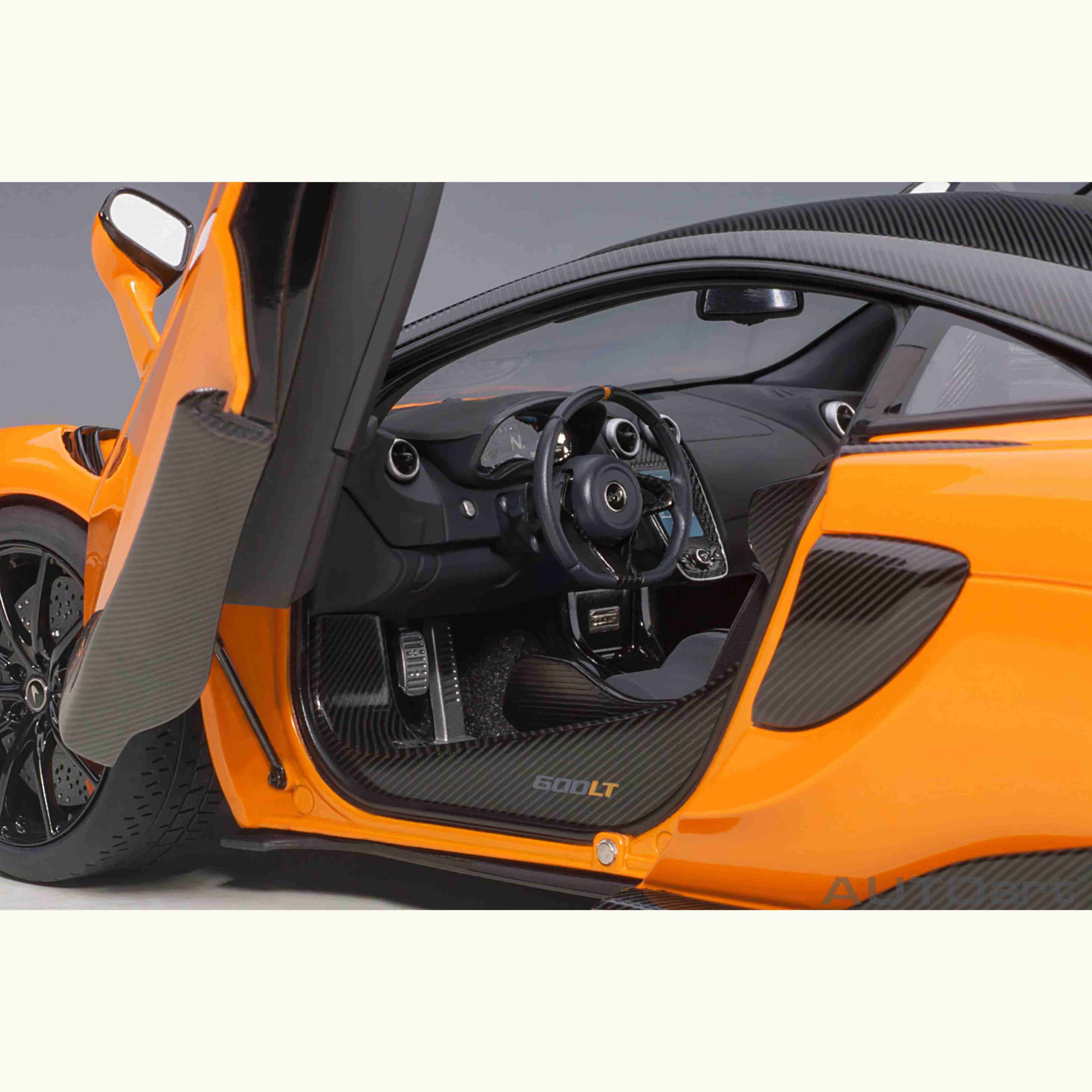 McLaren 600LT 2019 Myan Orange 1/18 - Image 7
